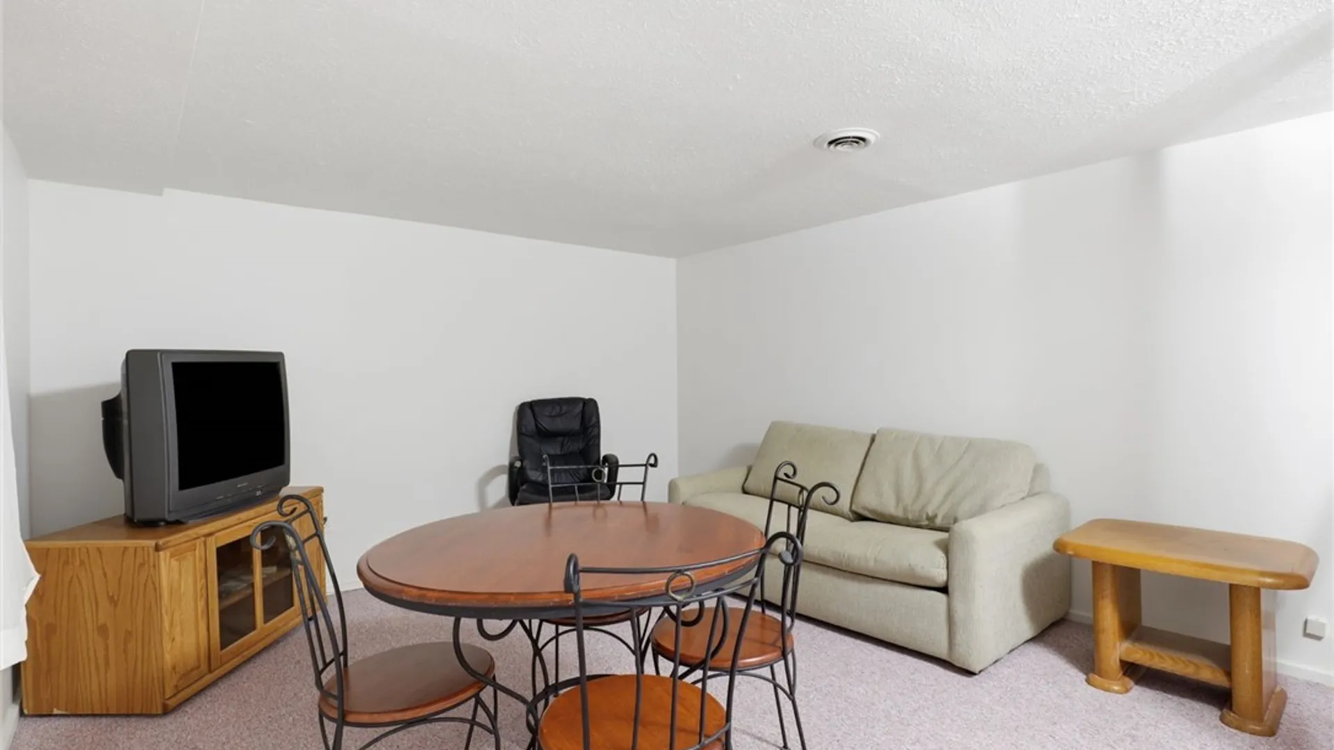 Property at 149 Flower Dale Drive, Greece, NY 14626 24