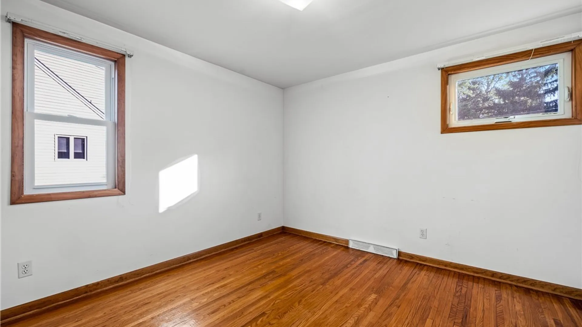 Property at 112 University Avenue, Cheektowaga, NY 14043 19