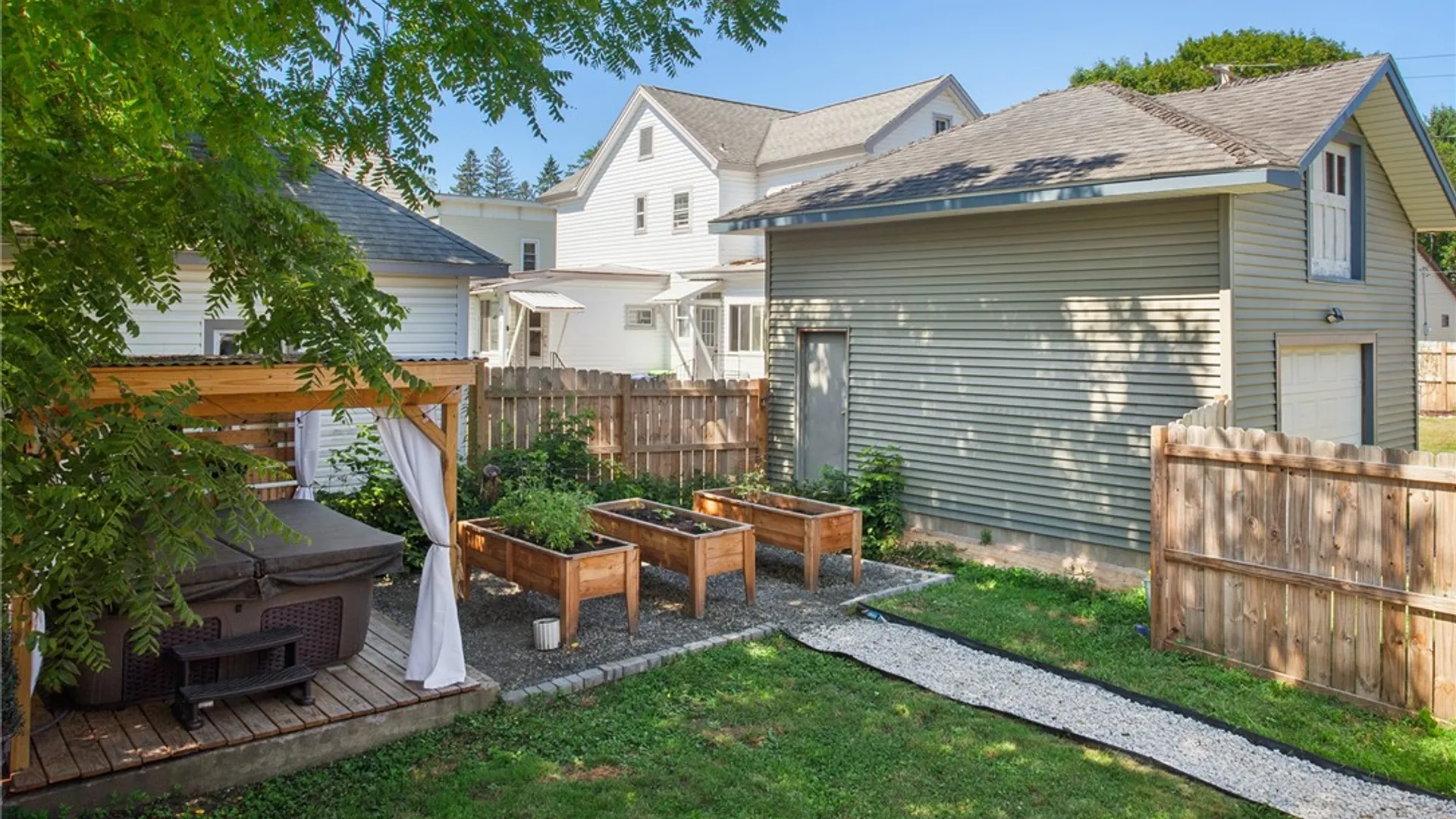 Property at 16 E Faville Avenue, Manheim, NY 13329 21
