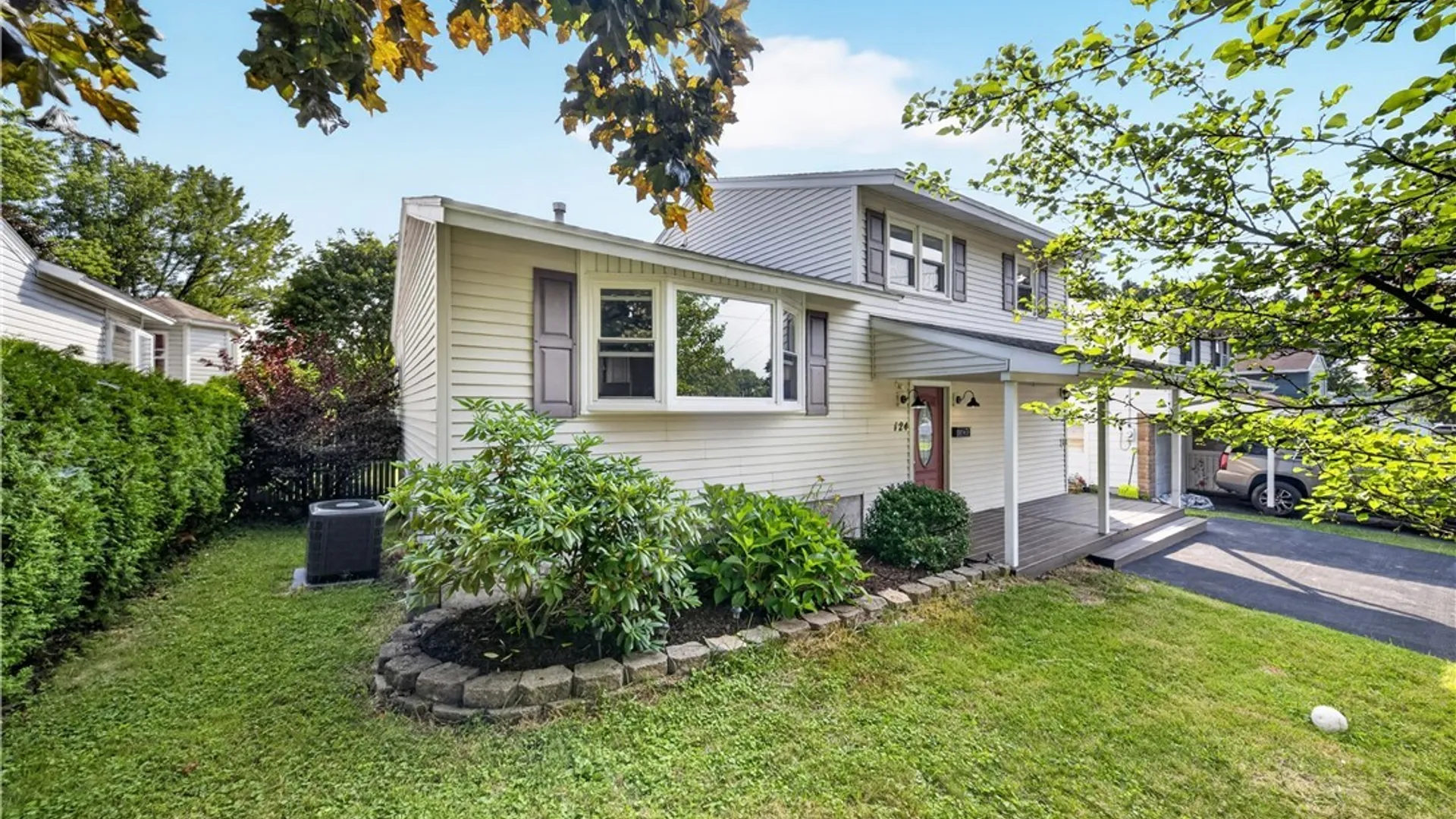 Property at 124 Glendale Avenue, Salina, NY 13088 2