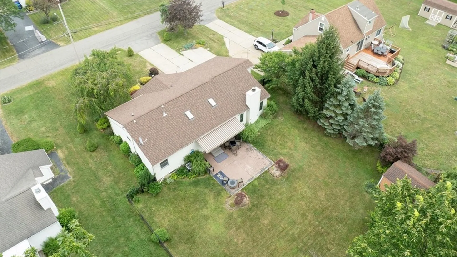 Property at 5866 Lakecrest Drive, Hamburg, NY 14085 30