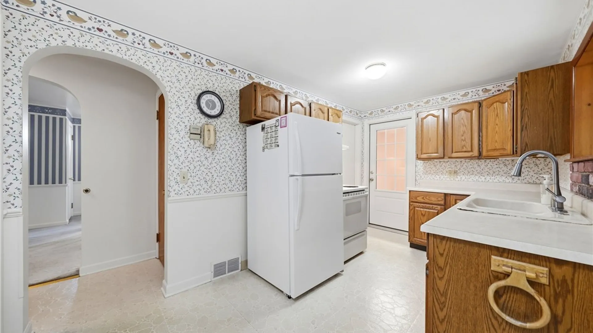 Property at 2967 Schoolview Road, Eden, NY 14057 6