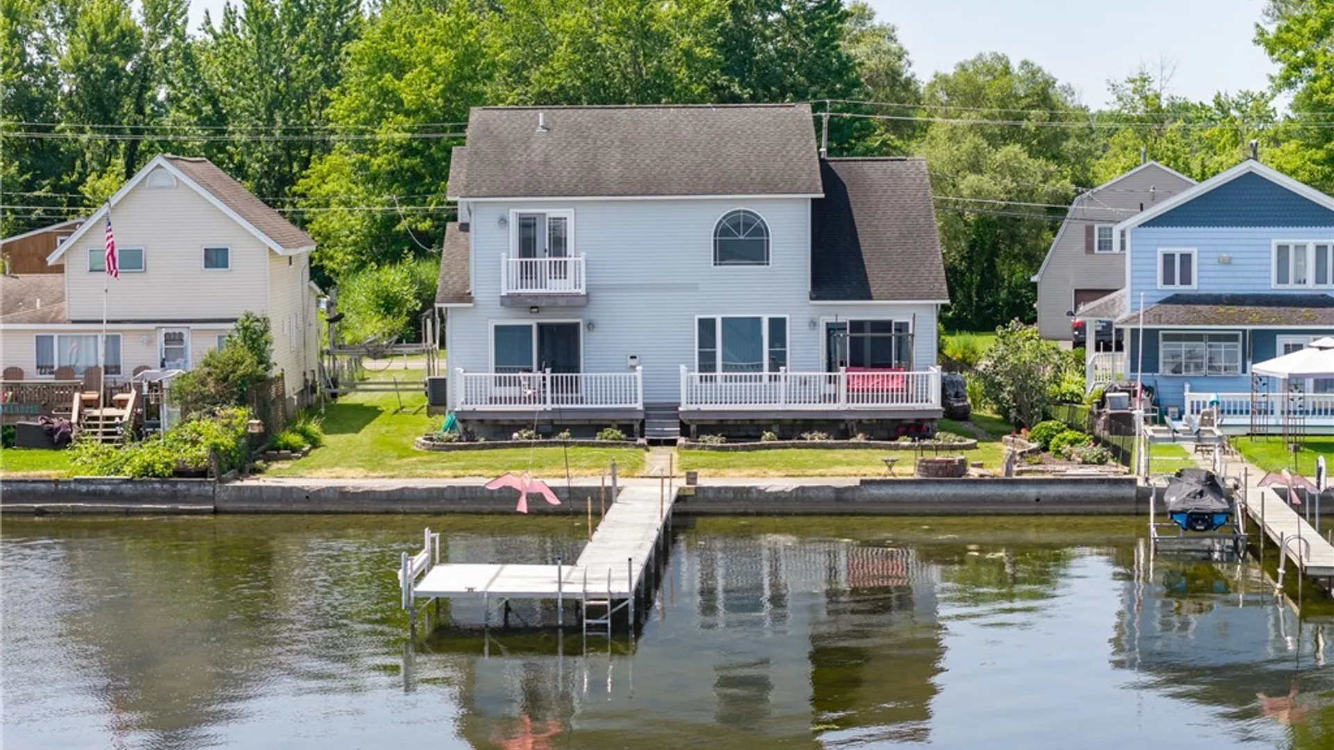 Property at 8852 Beach Road, Cicero, NY 13029 3
