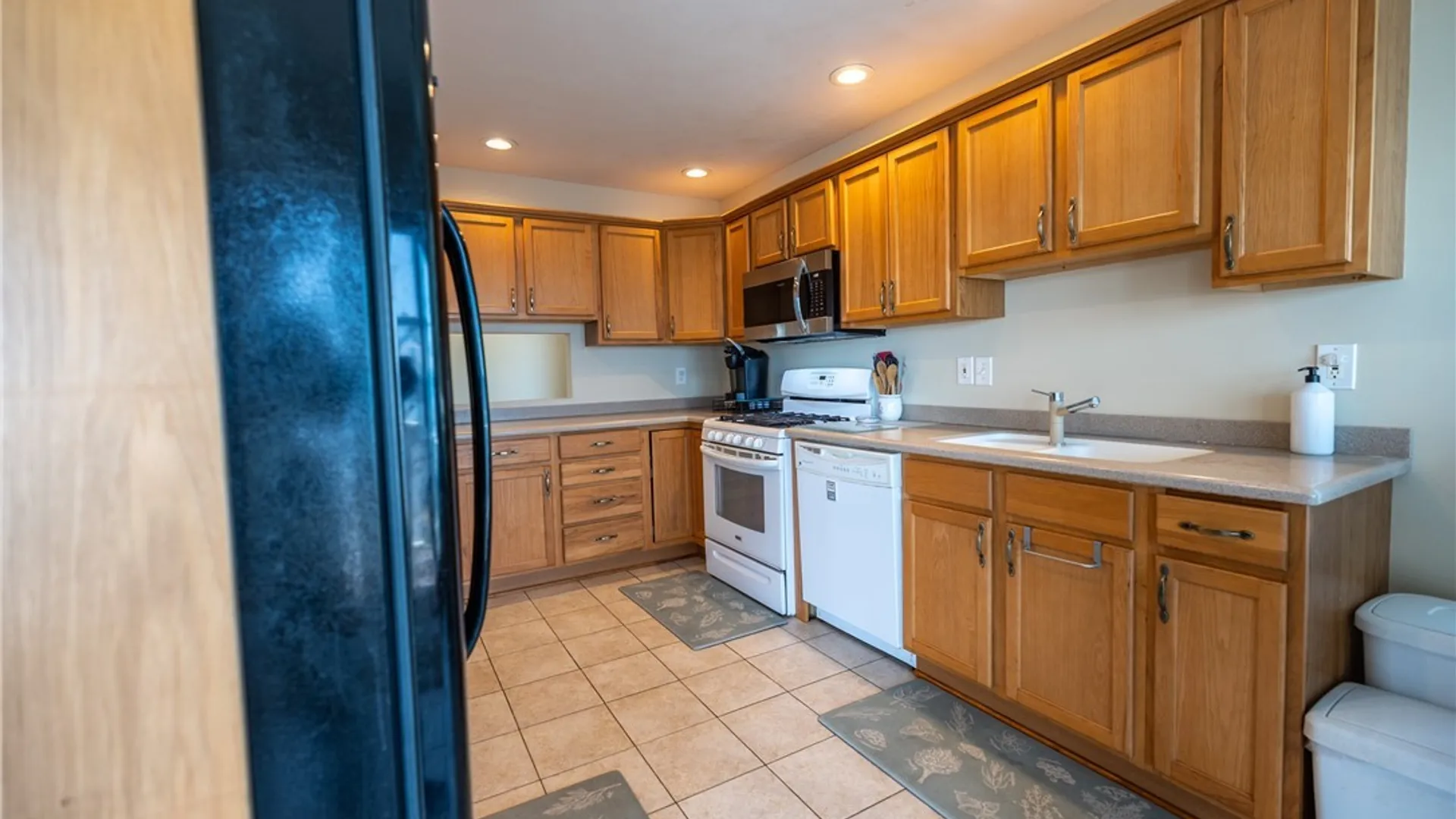 Property at 8852 Beach Road, Cicero, NY 13029 27