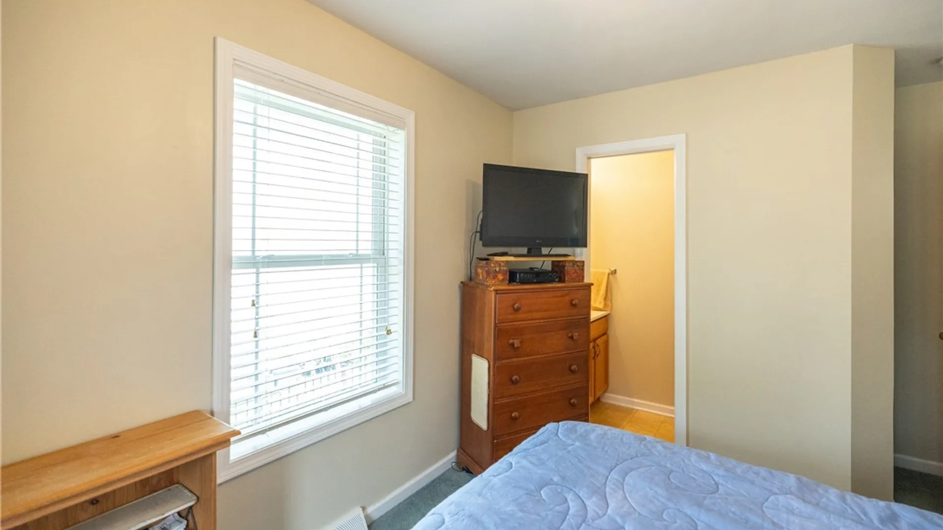 Property at 8852 Beach Road, Cicero, NY 13029 34