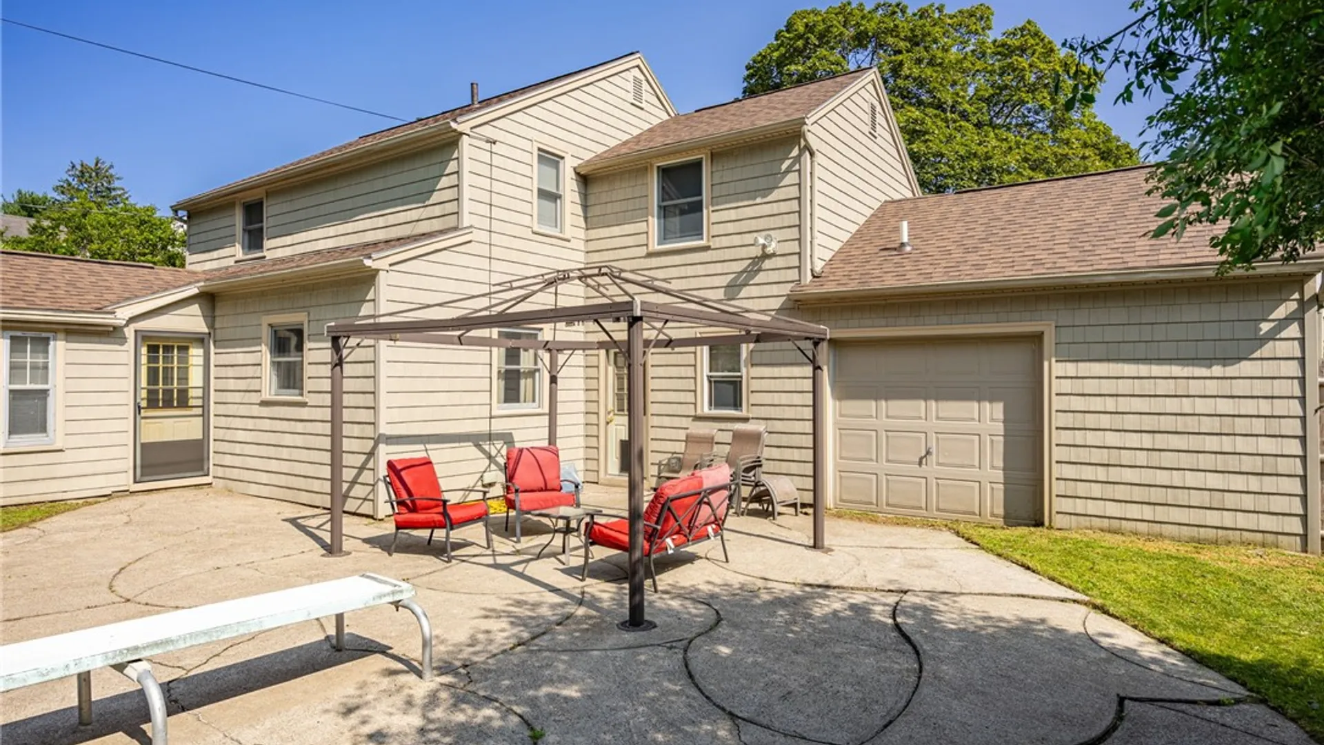 Property at 79 Bellehurst Drive, Irondequoit, NY 14617 37