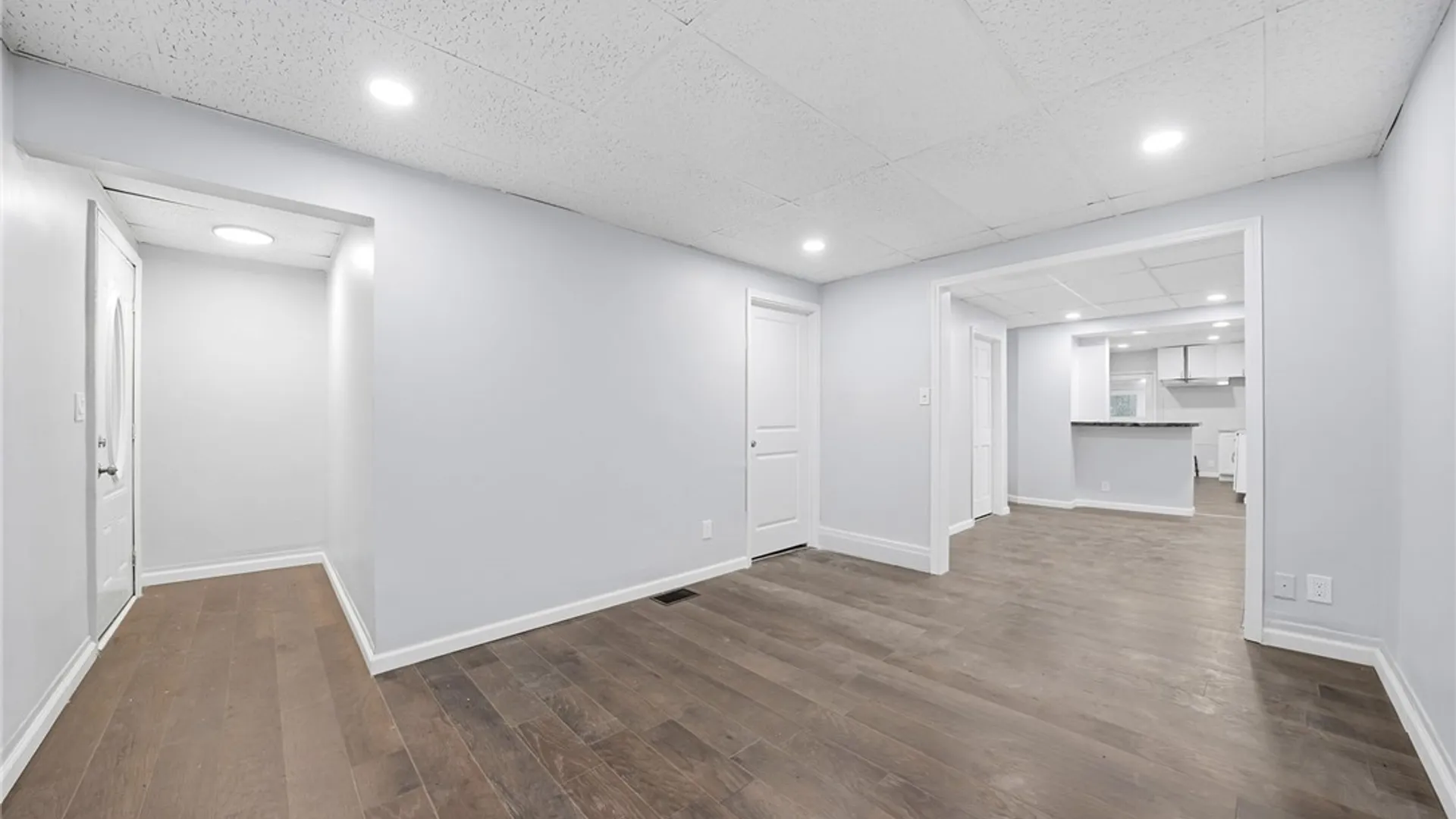 Property at 49 Progressive Avenue, Buffalo, NY 14207 4