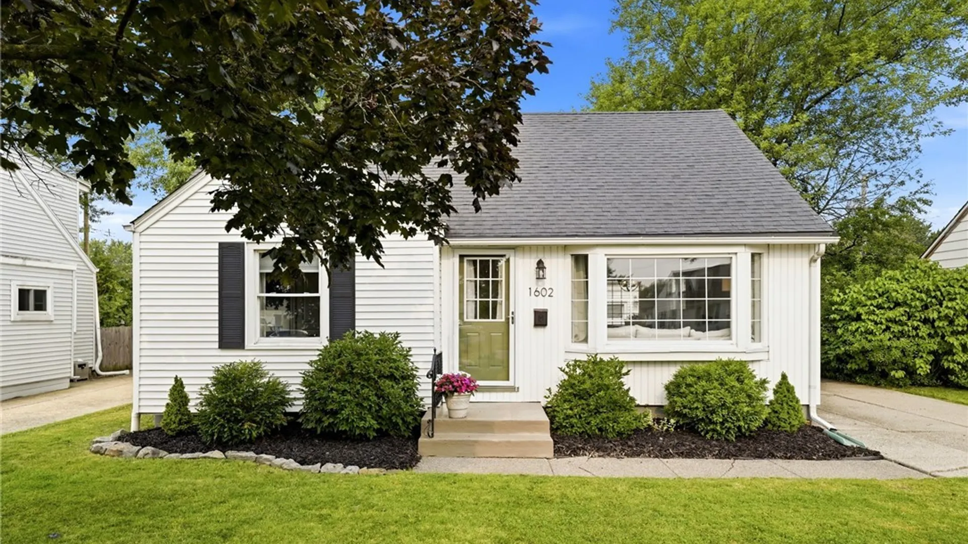 Property at 1602 Parker Boulevard, Tonawanda, NY 14150 3