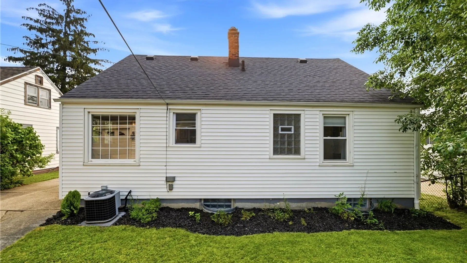 Property at 1602 Parker Boulevard, Tonawanda, NY 14150 37