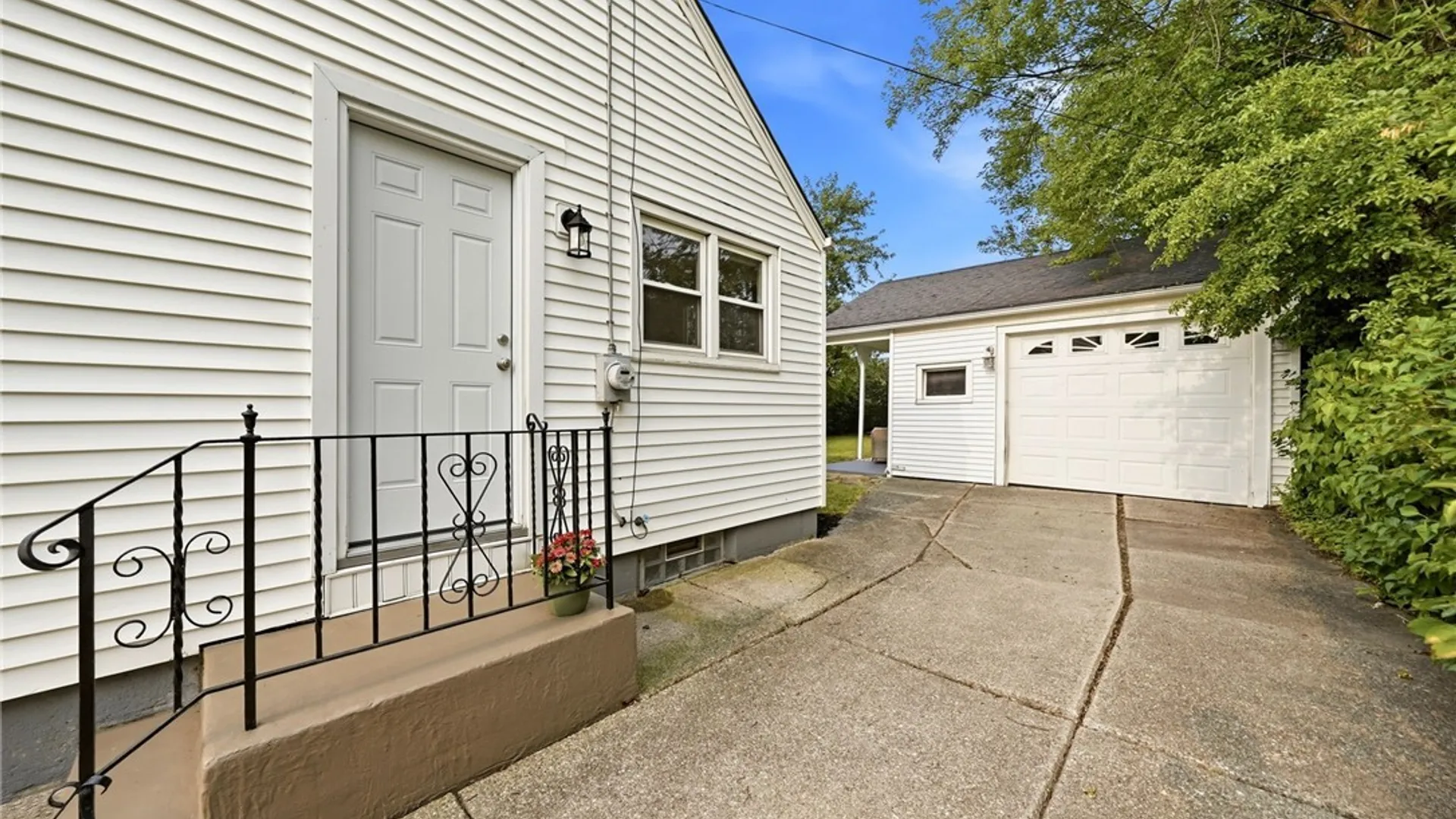 Property at 1602 Parker Boulevard, Tonawanda, NY 14150 39