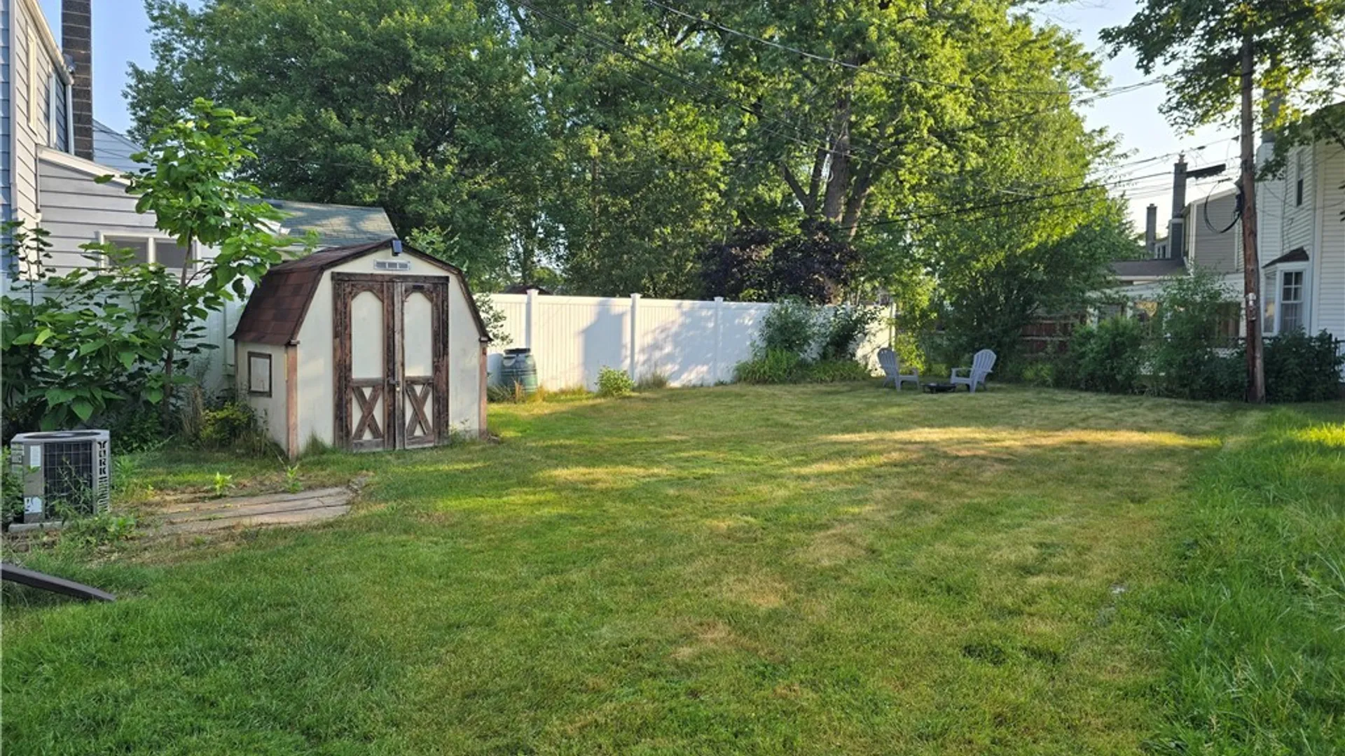 Property at 233 Rosedale Blvd, Amherst, NY 14226 28