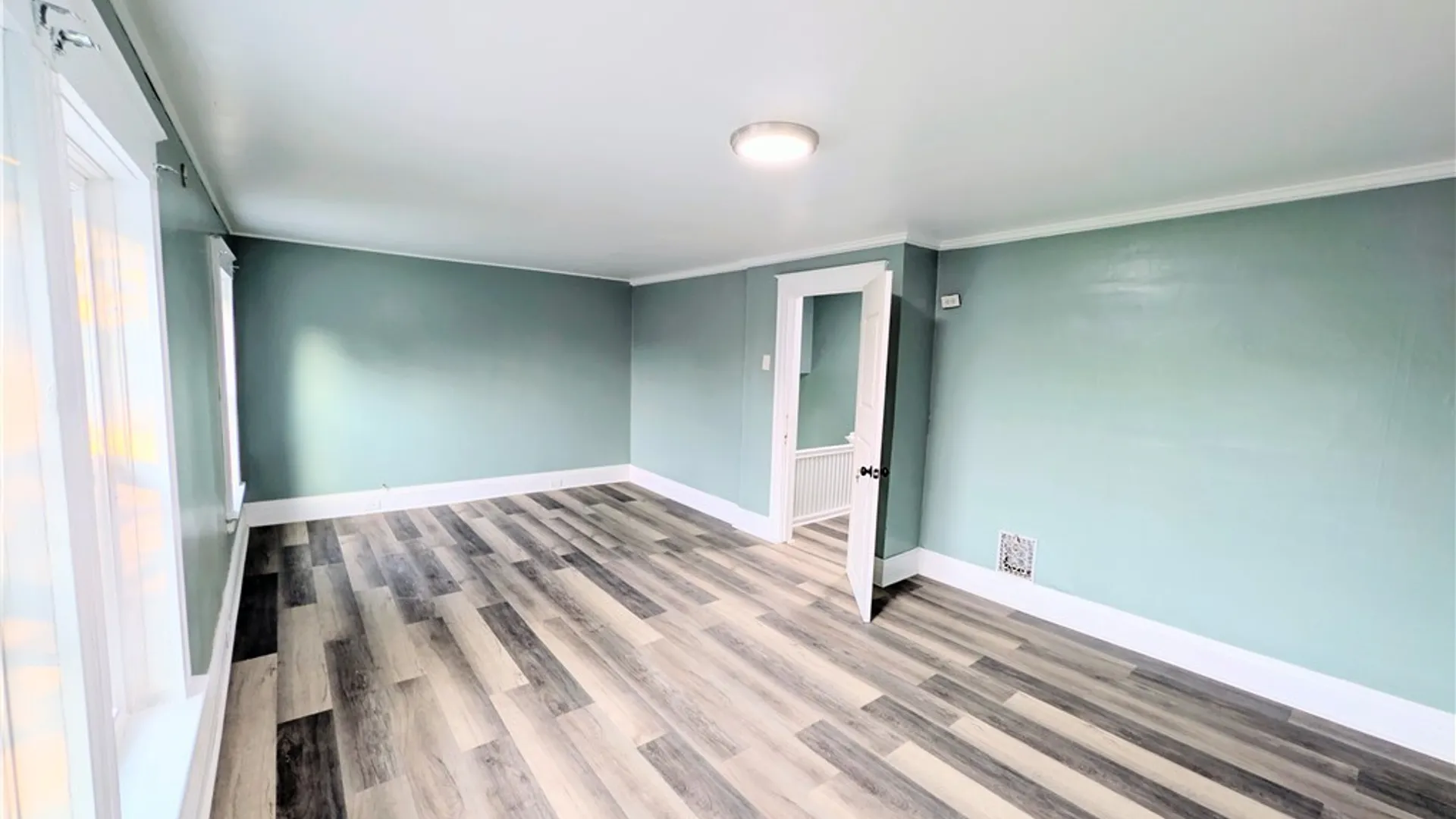 Property at 1807 Niagara Avenue, Niagara Falls, NY 14305 23