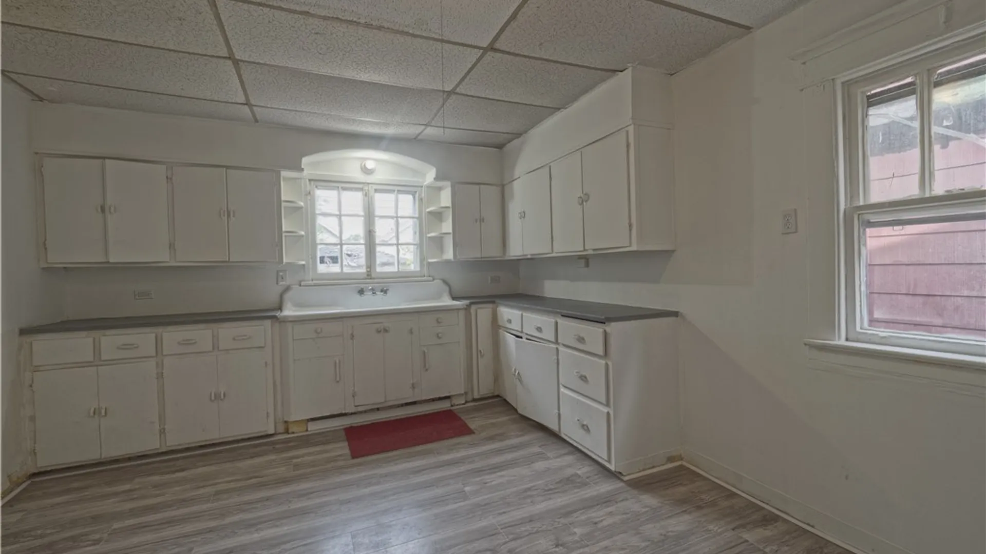 Property at 496 E Amherst Street, Buffalo, NY 14215 6
