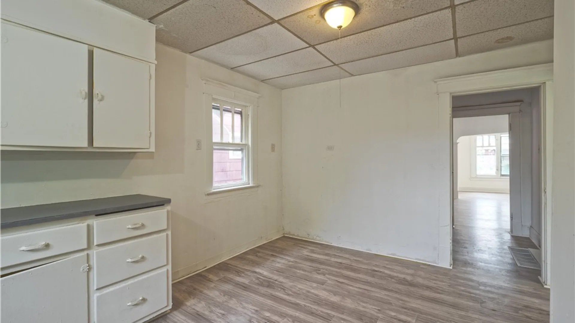 Property at 496 E Amherst Street, Buffalo, NY 14215 7