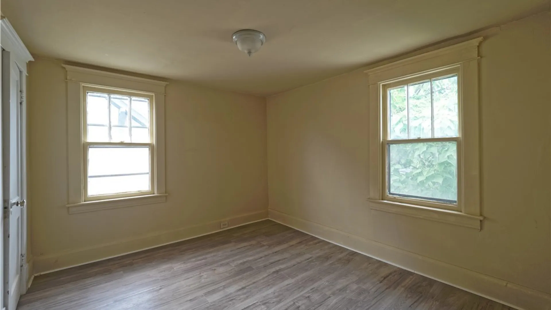 Property at 496 E Amherst Street, Buffalo, NY 14215 12
