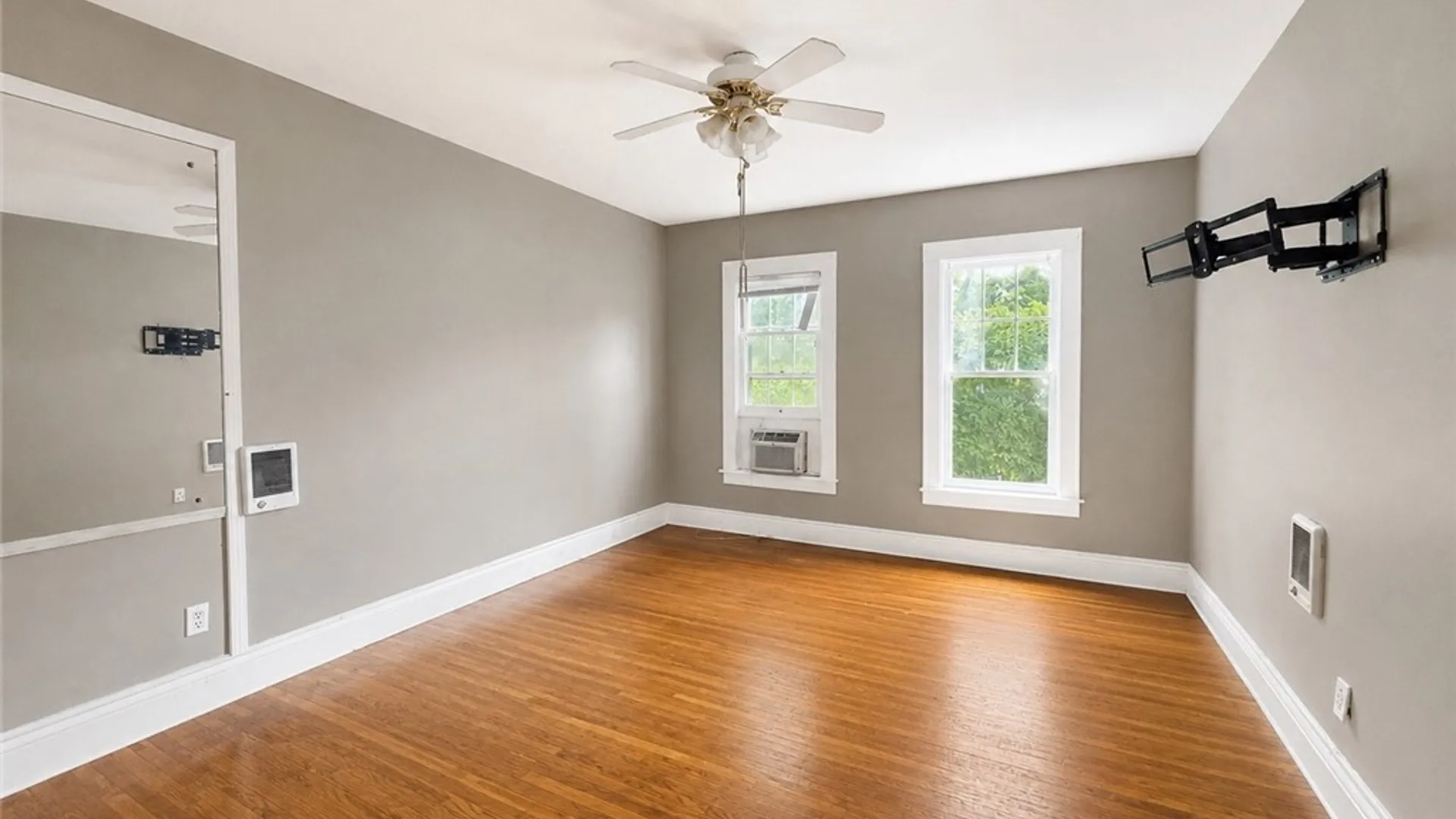 Property at 1319 N Clinton Avenue, Rochester, NY 14621 23