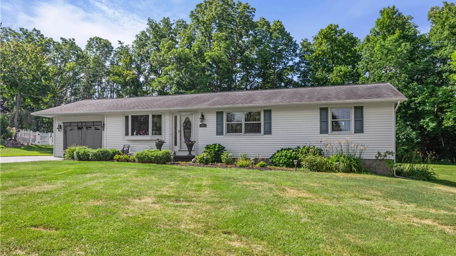 Property at 244 Farmview Drive, Walworth, NY 14502 3