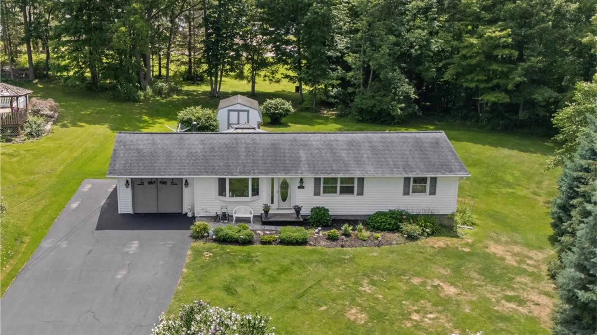 Property at 244 Farmview Drive, Walworth, NY 14502 4