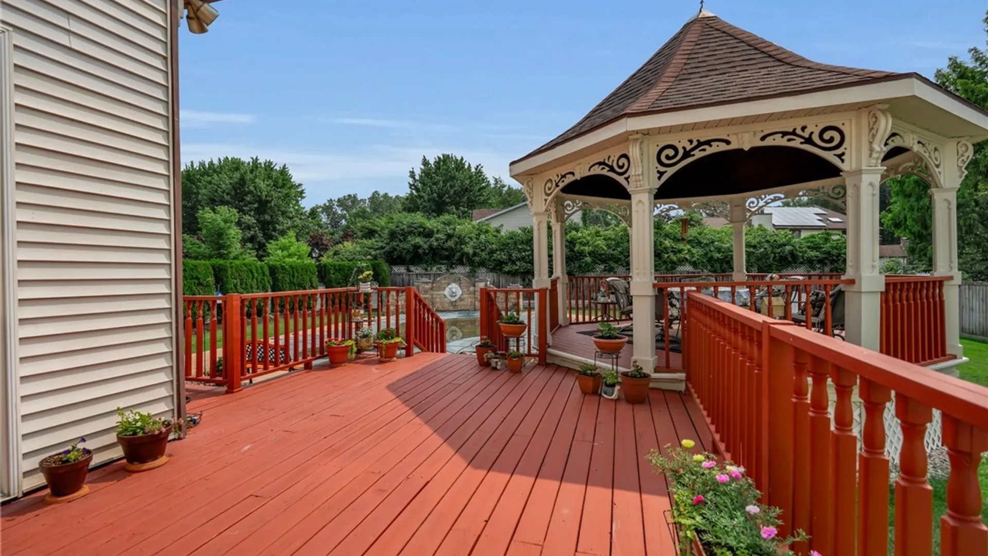 Property at 3 Silver Maple Court, Amherst, NY 14068 10