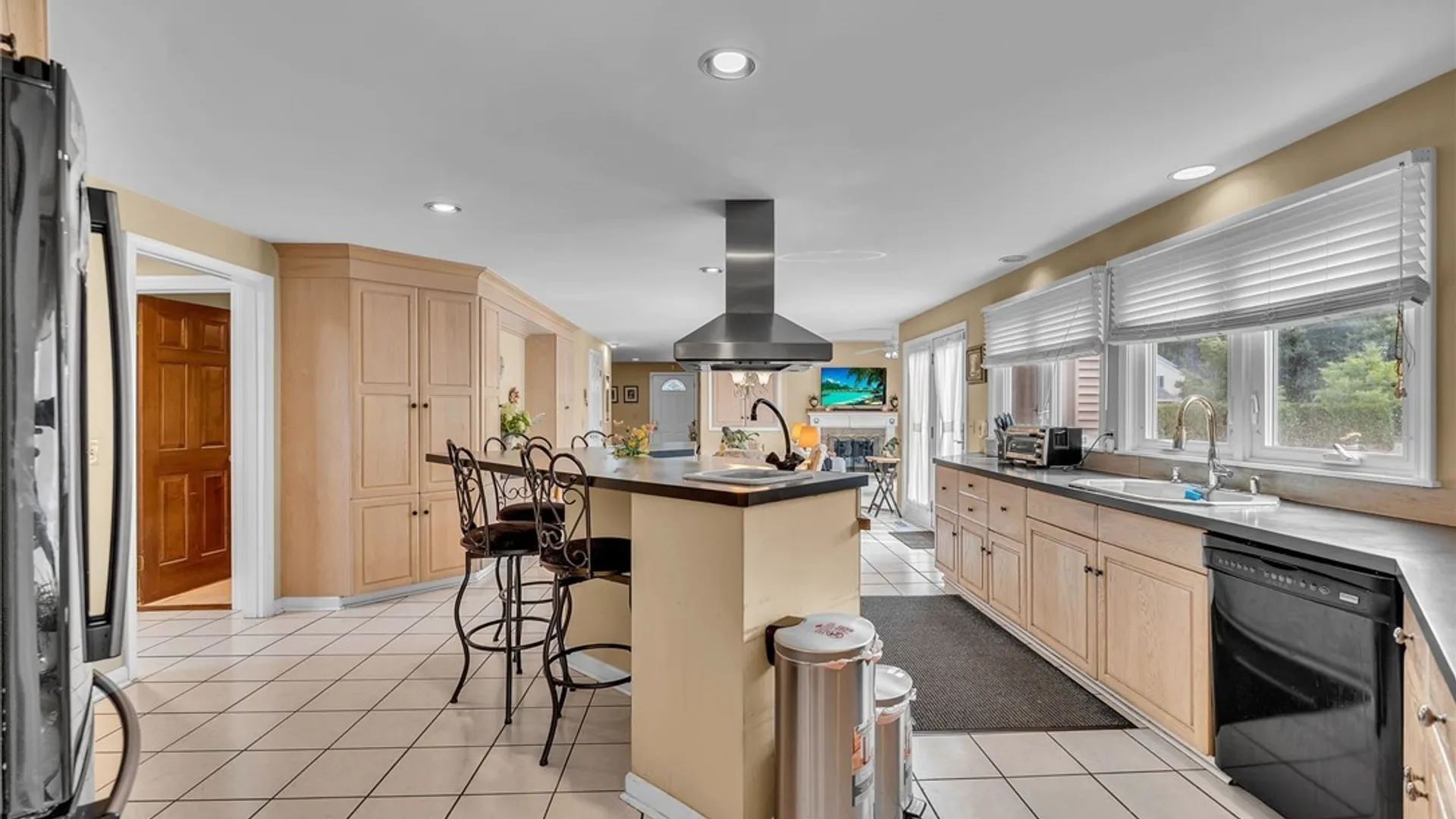Property at 3 Silver Maple Court, Amherst, NY 14068 20