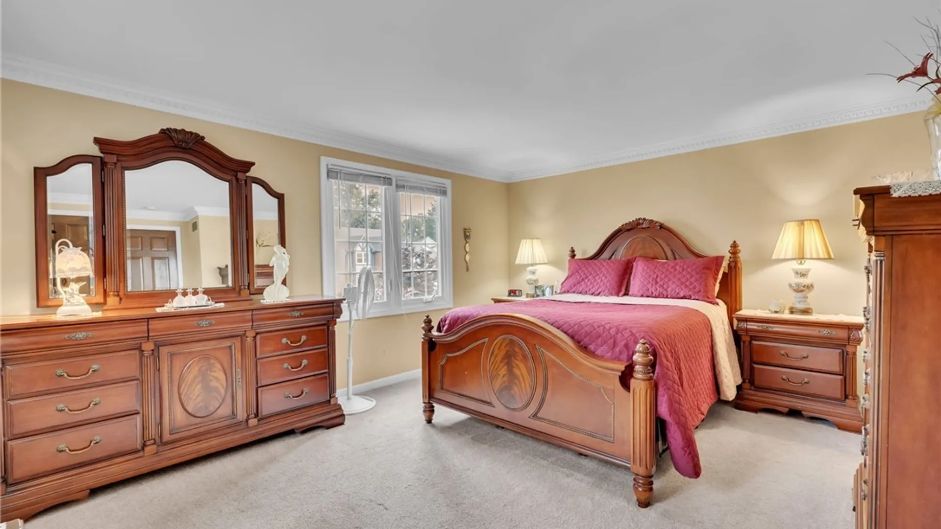 Property at 3 Silver Maple Court, Amherst, NY 14068 39