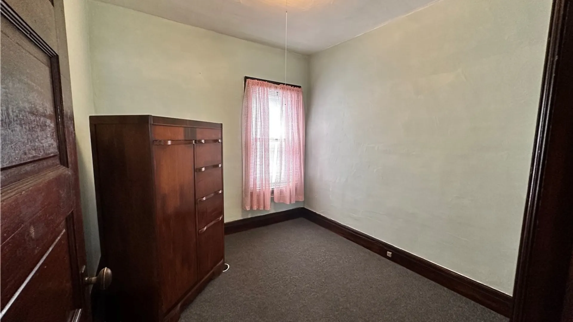 Property at 35 Columbus Avenue, Buffalo, NY 14220 10