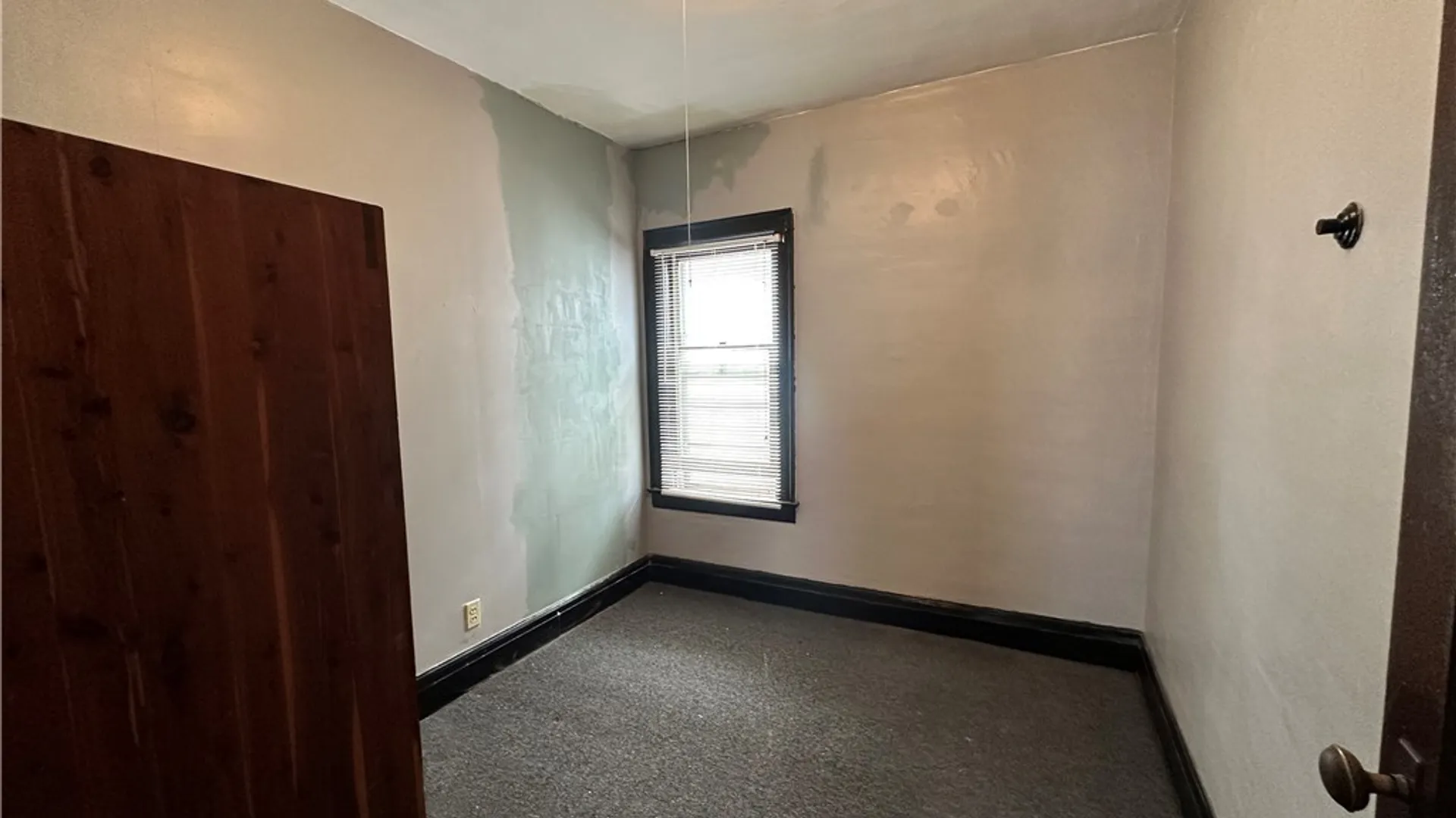 Property at 35 Columbus Avenue, Buffalo, NY 14220 12