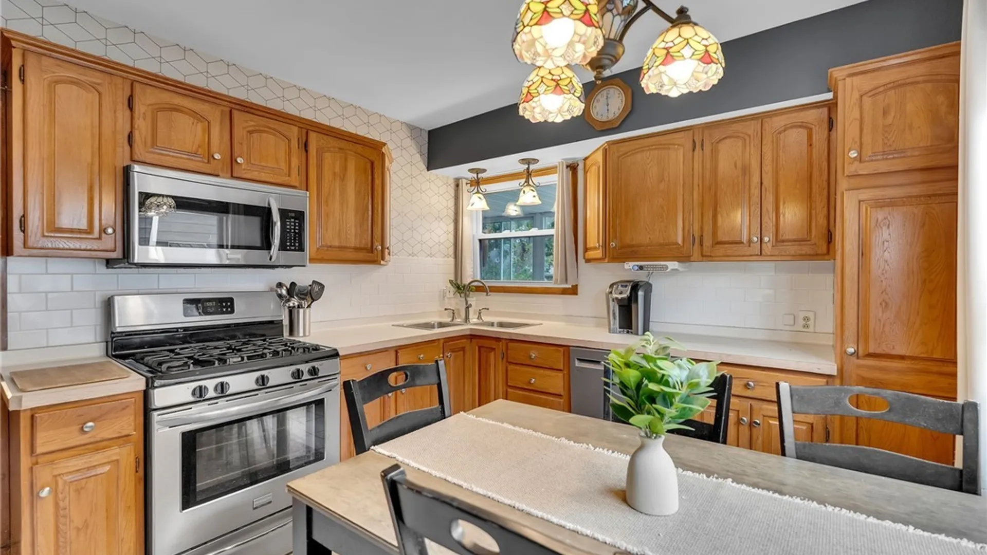 Property at 79 Pleasant Avenue, Lancaster, NY 14086 16
