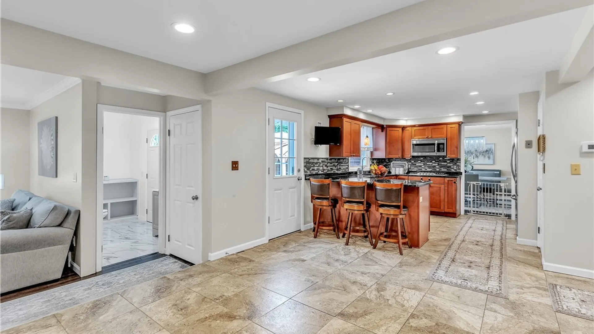Property at 154 Chasewood Lane, Amherst, NY 14051 22