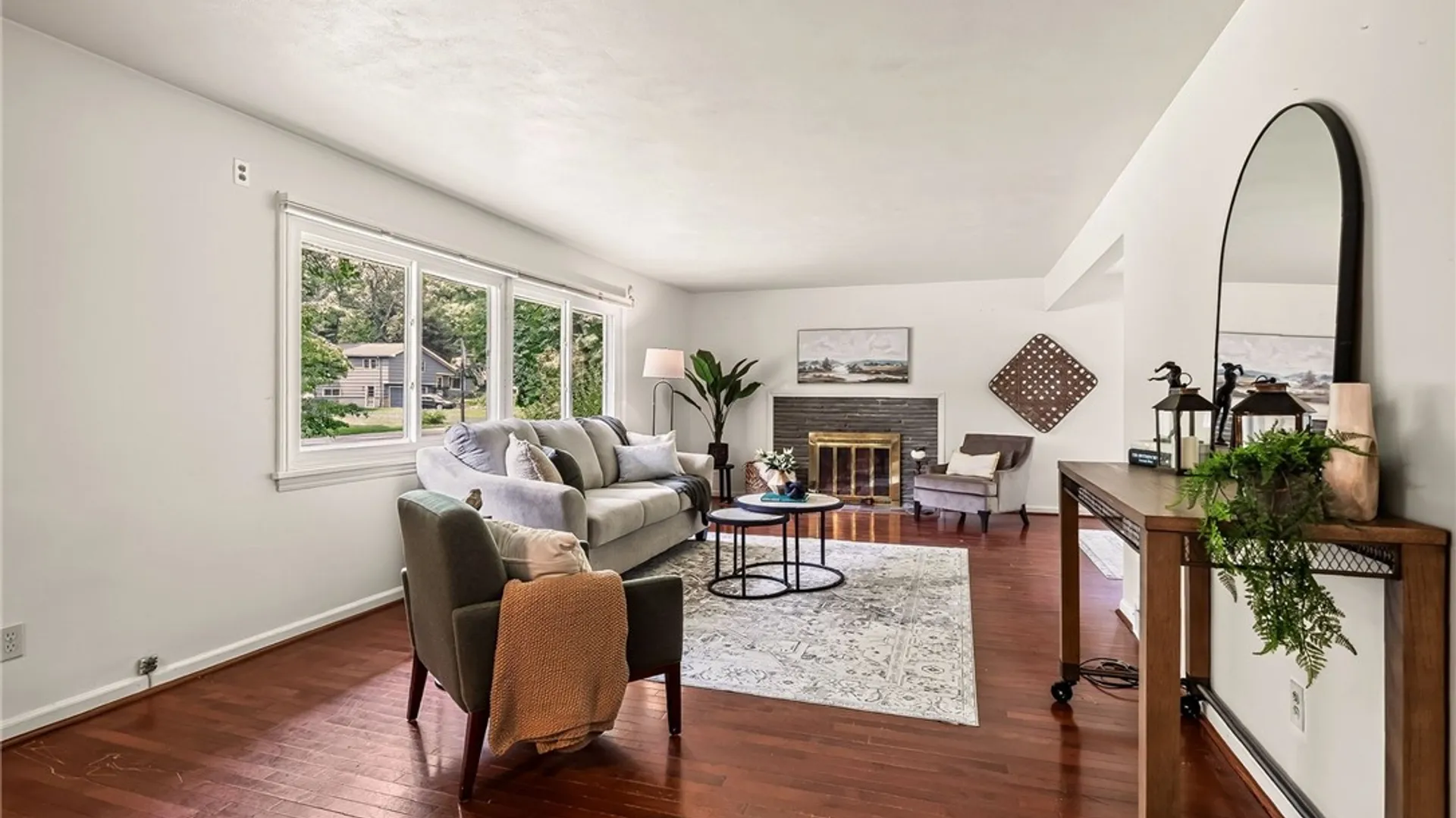 Property at 82 Burrows Hills Drive, Penfield, NY 14625 3