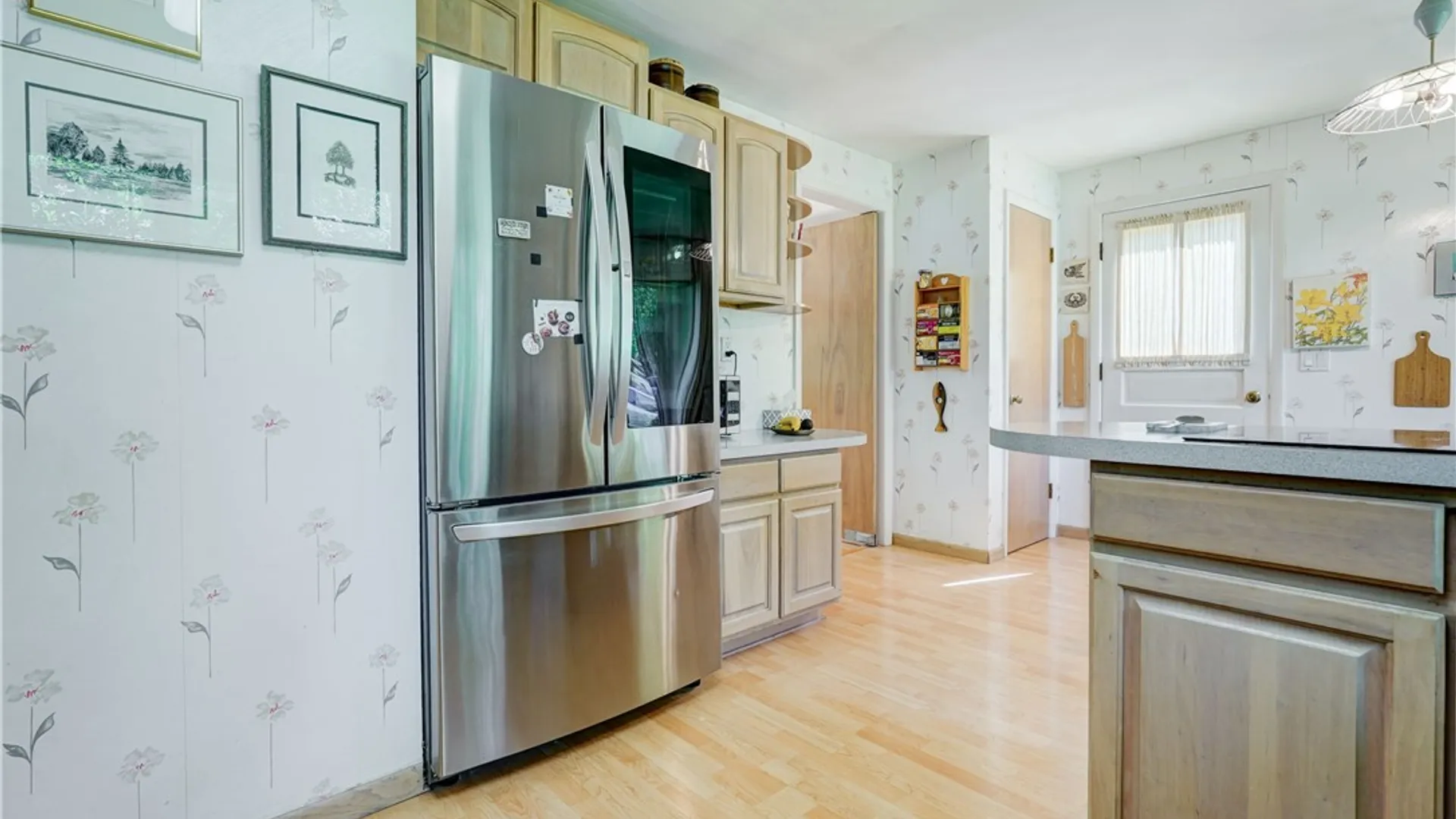 Property at 315 Dunrovin Lane, Brighton, NY 14618 9