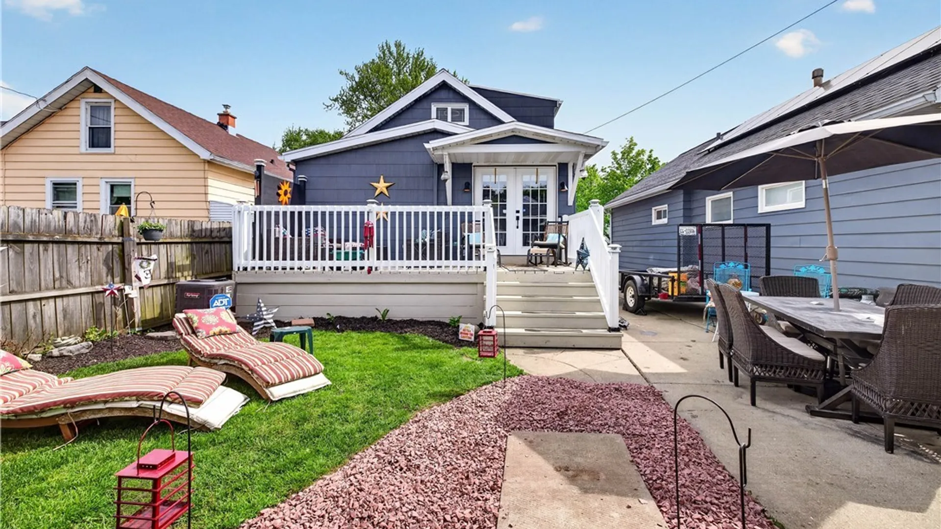 Property at 528 Marilla Street, Buffalo, NY 14220 3