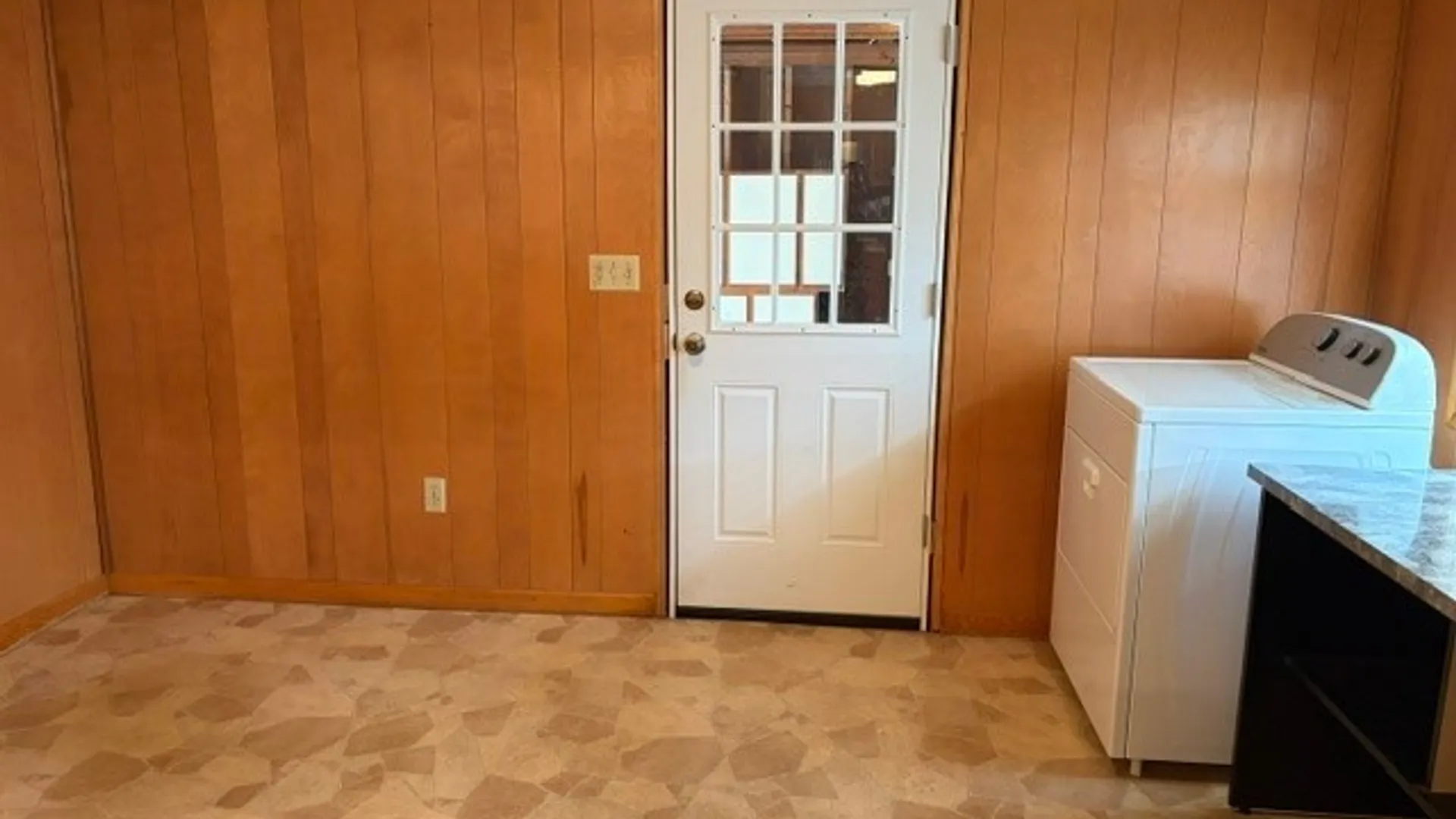 Property at 4875 Thornwood Drive, Salina, NY 13088 10