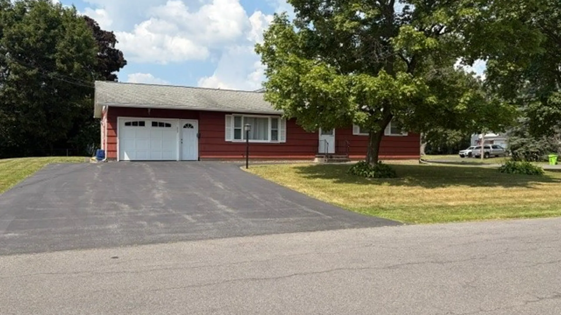 Property at 4875 Thornwood Drive, Salina, NY 13088 34
