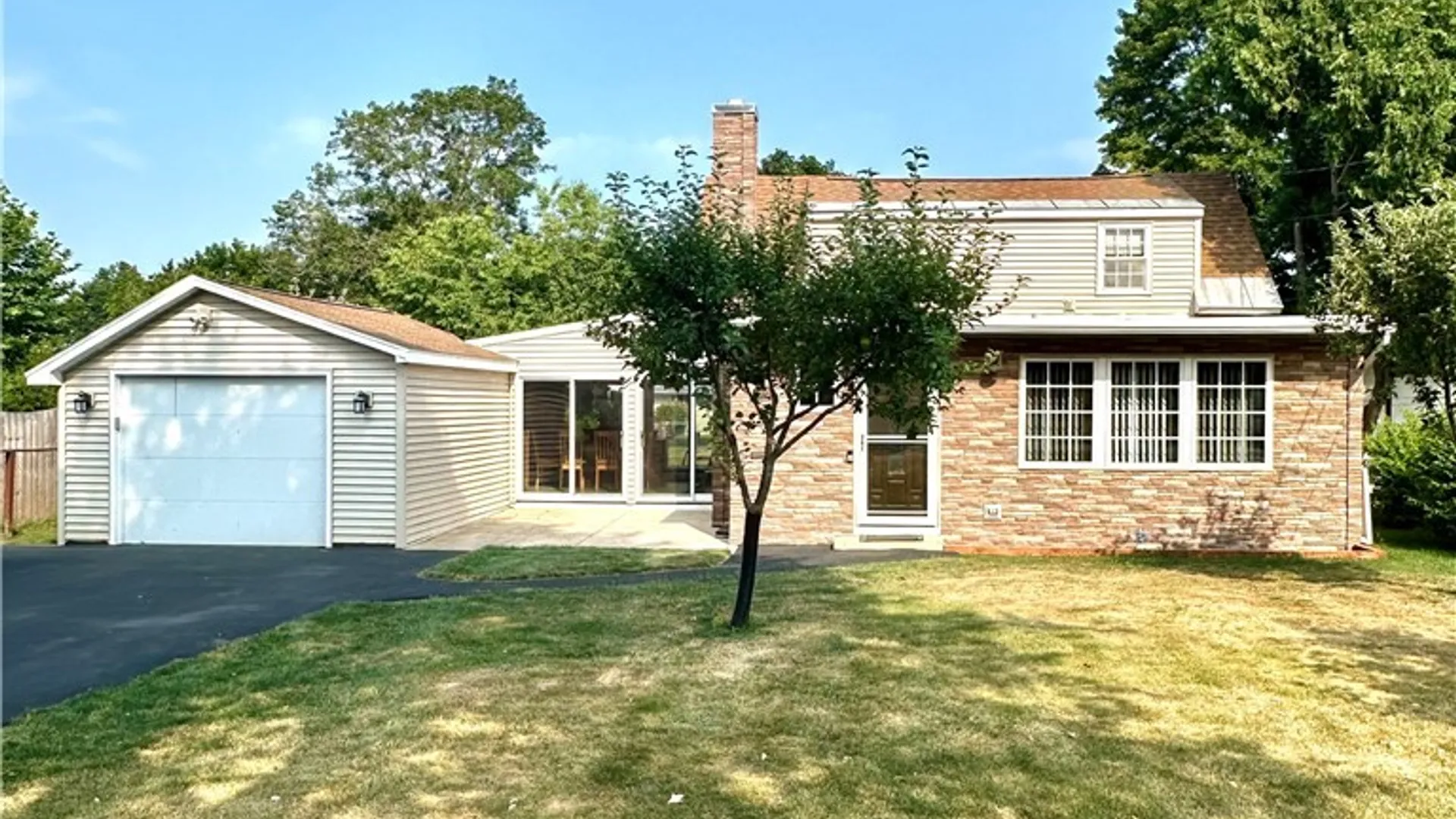 Property at 525 Utica Road, Utica, NY 13502 3
