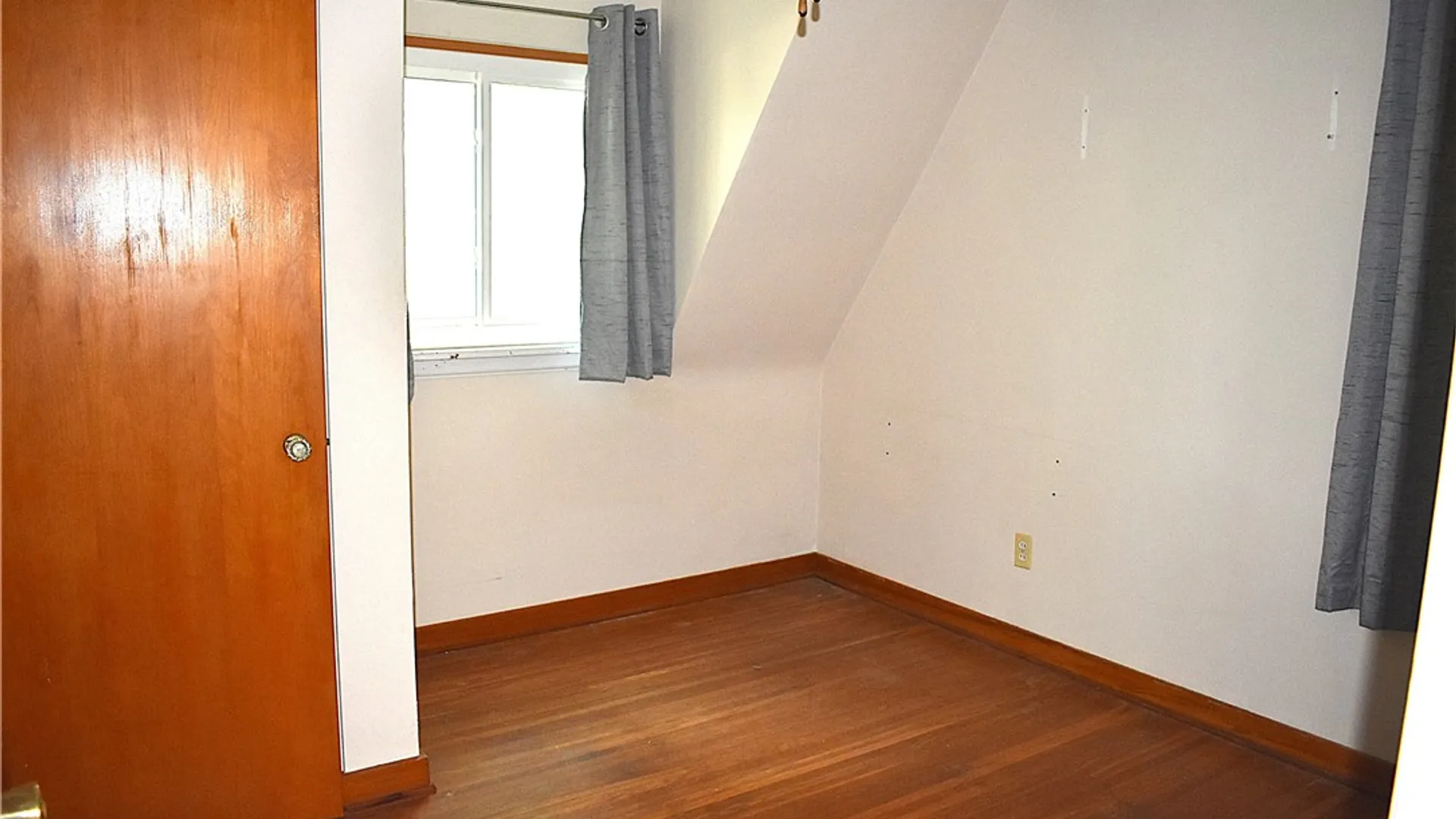Property at 858 Ridge Road, Ontario, NY 14519 25