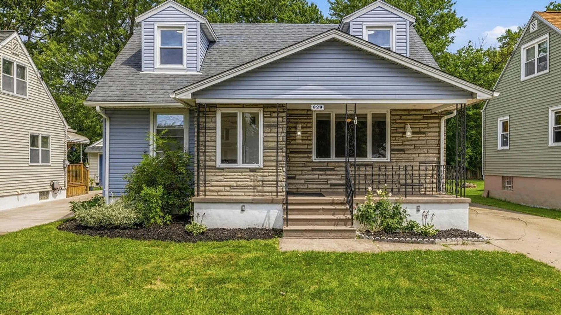 Property at 629 74th Street, Niagara Falls, NY 14304 2