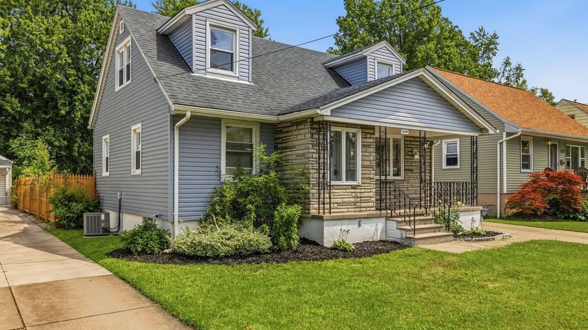 Property at 629 74th Street, Niagara Falls, NY 14304 3