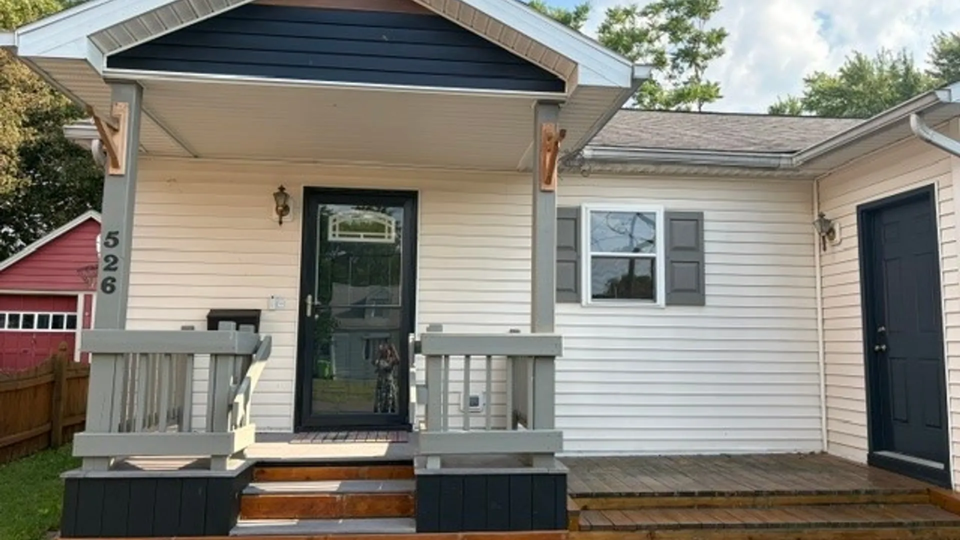 Property at 526 Delmar Place, Salina, NY 13208 4
