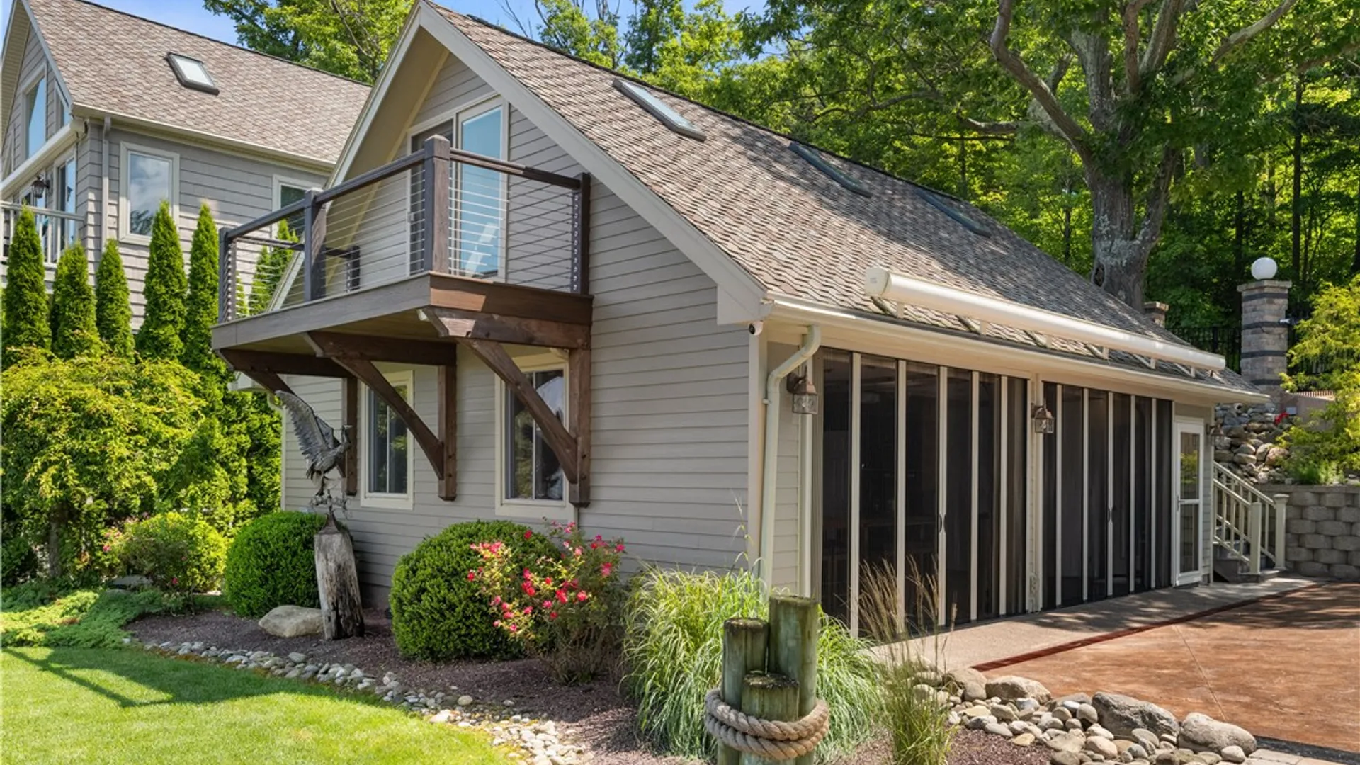 Property at 10509 E Lake Rd Road, Urbana, NY 14840 13