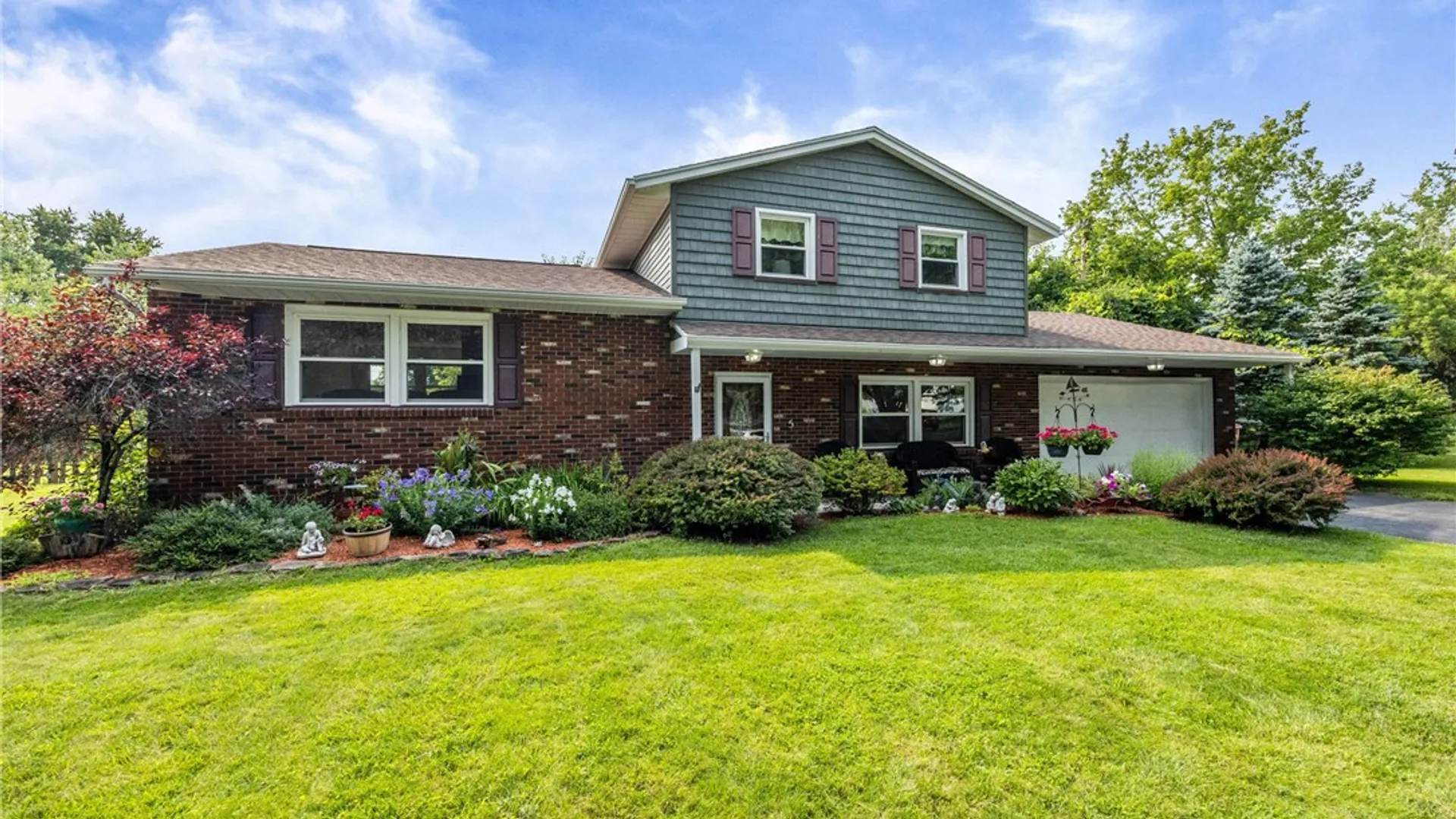 Property at 5 Omega Drive, Chili, NY 14624 5