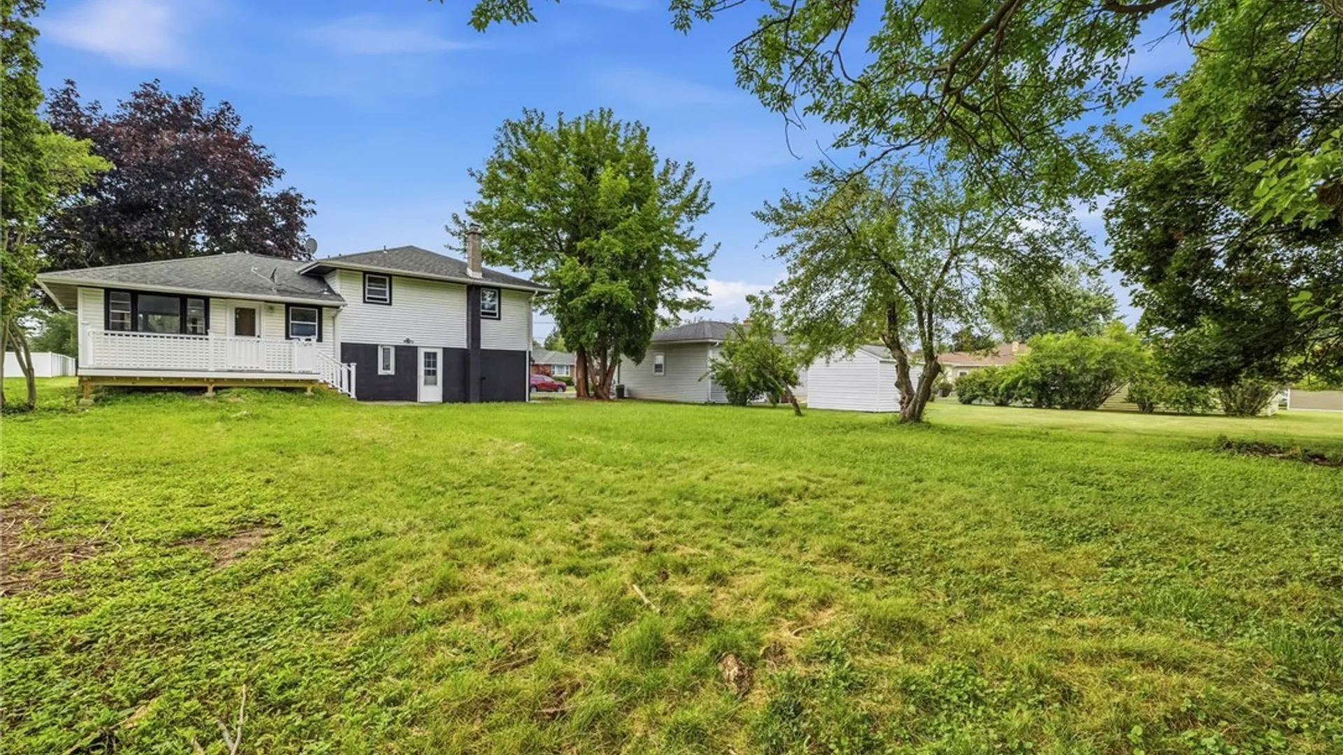 Property at 641 Shad Street, North Tonawanda, NY 14120 41