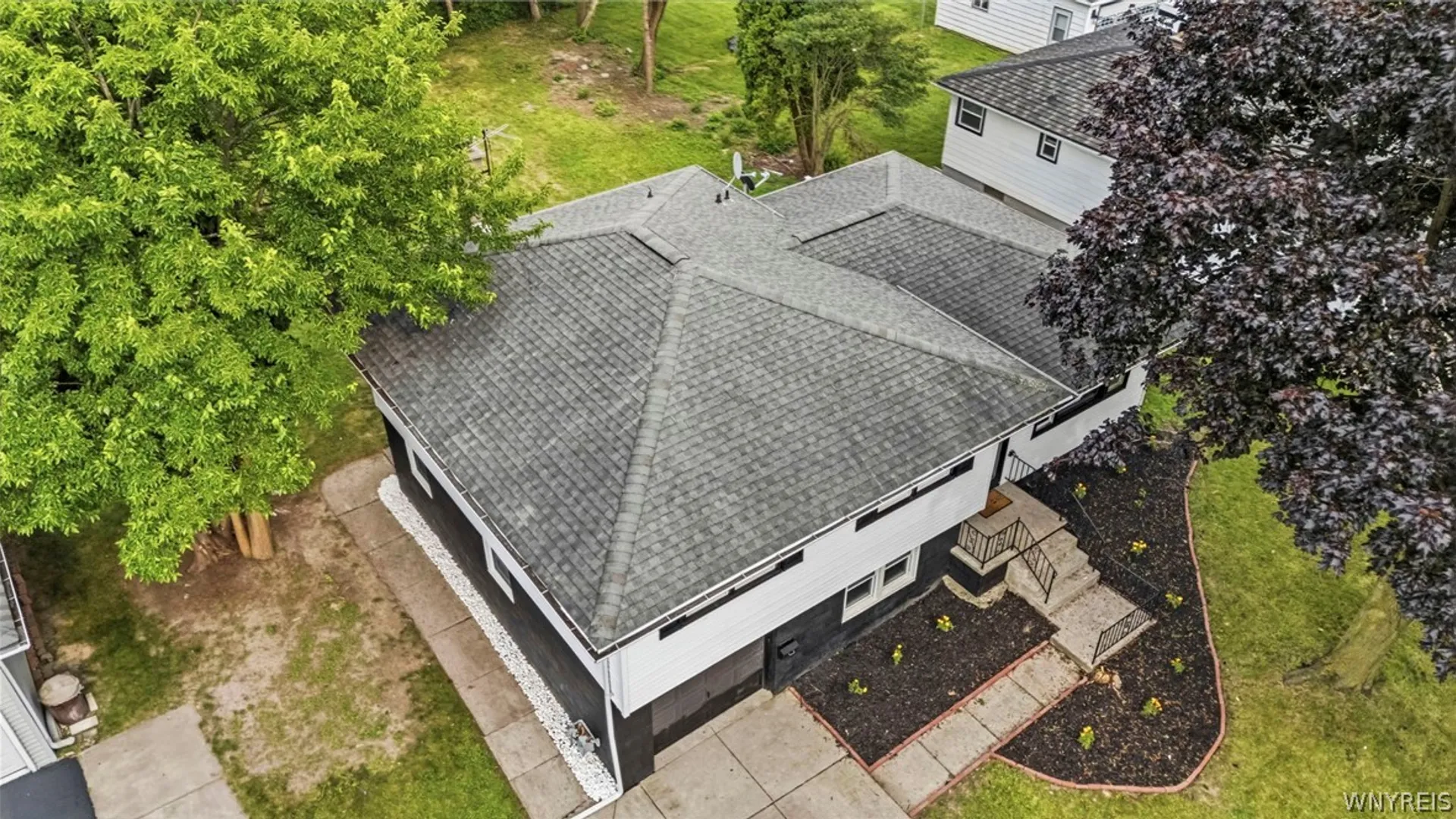 Property at 641 Shad Street, North Tonawanda, NY 14120 44