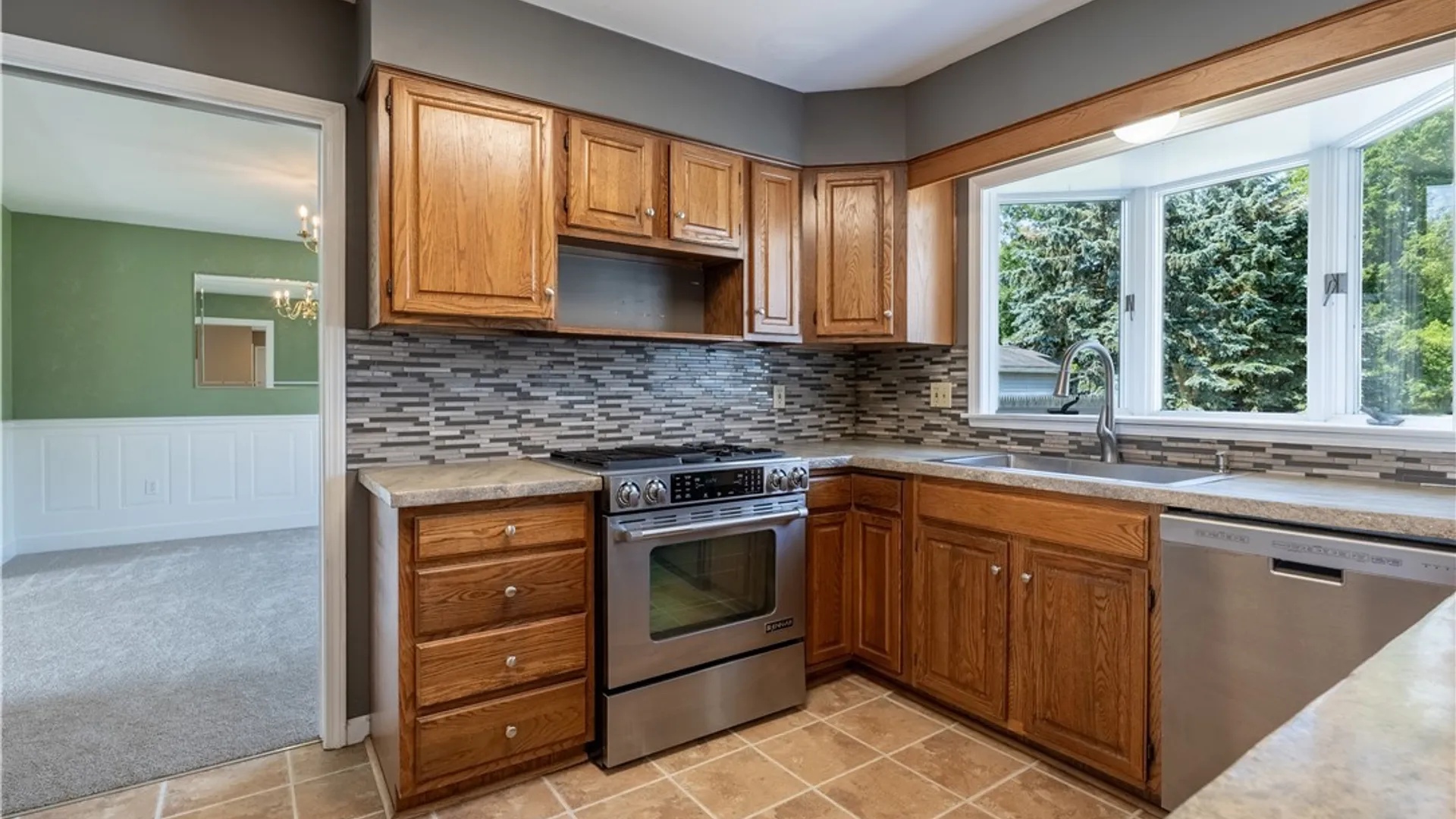 Property at 3464 E River Rd Road, Grand Island, NY 14072 18