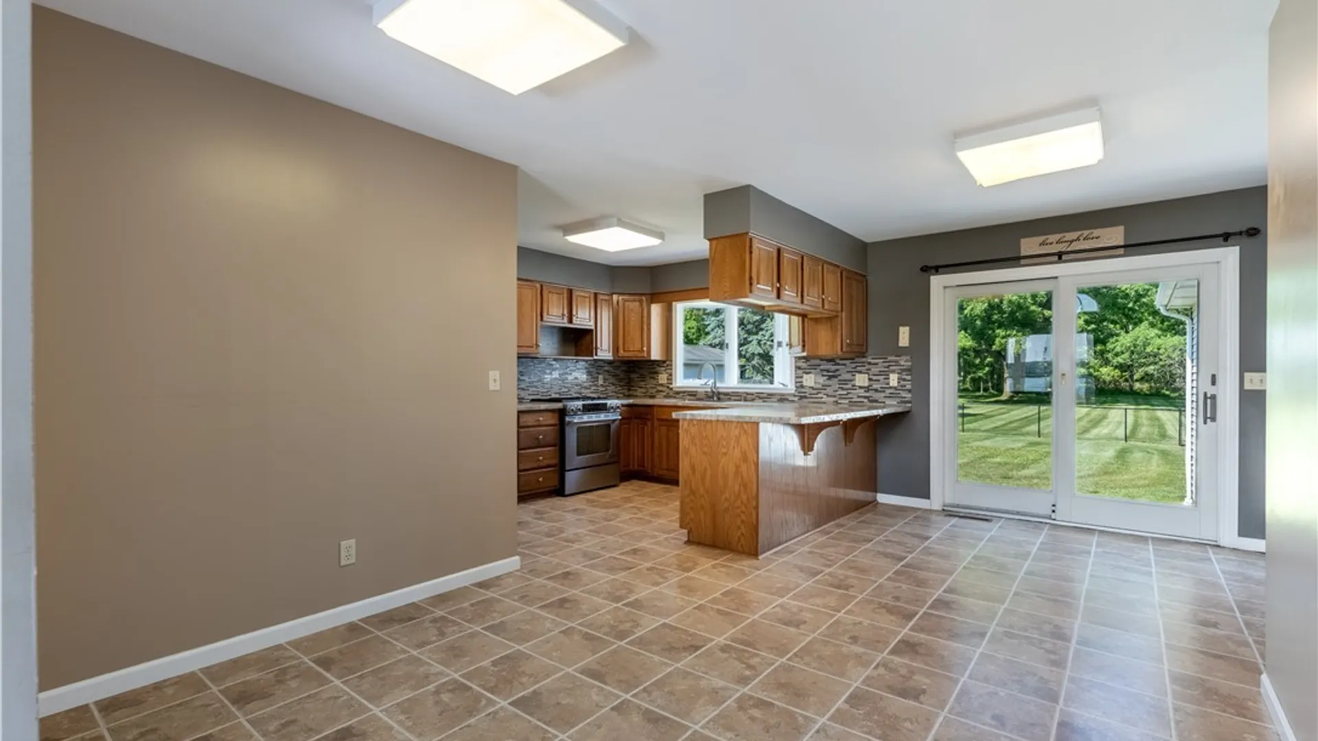 Property at 3464 E River Rd Road, Grand Island, NY 14072 20