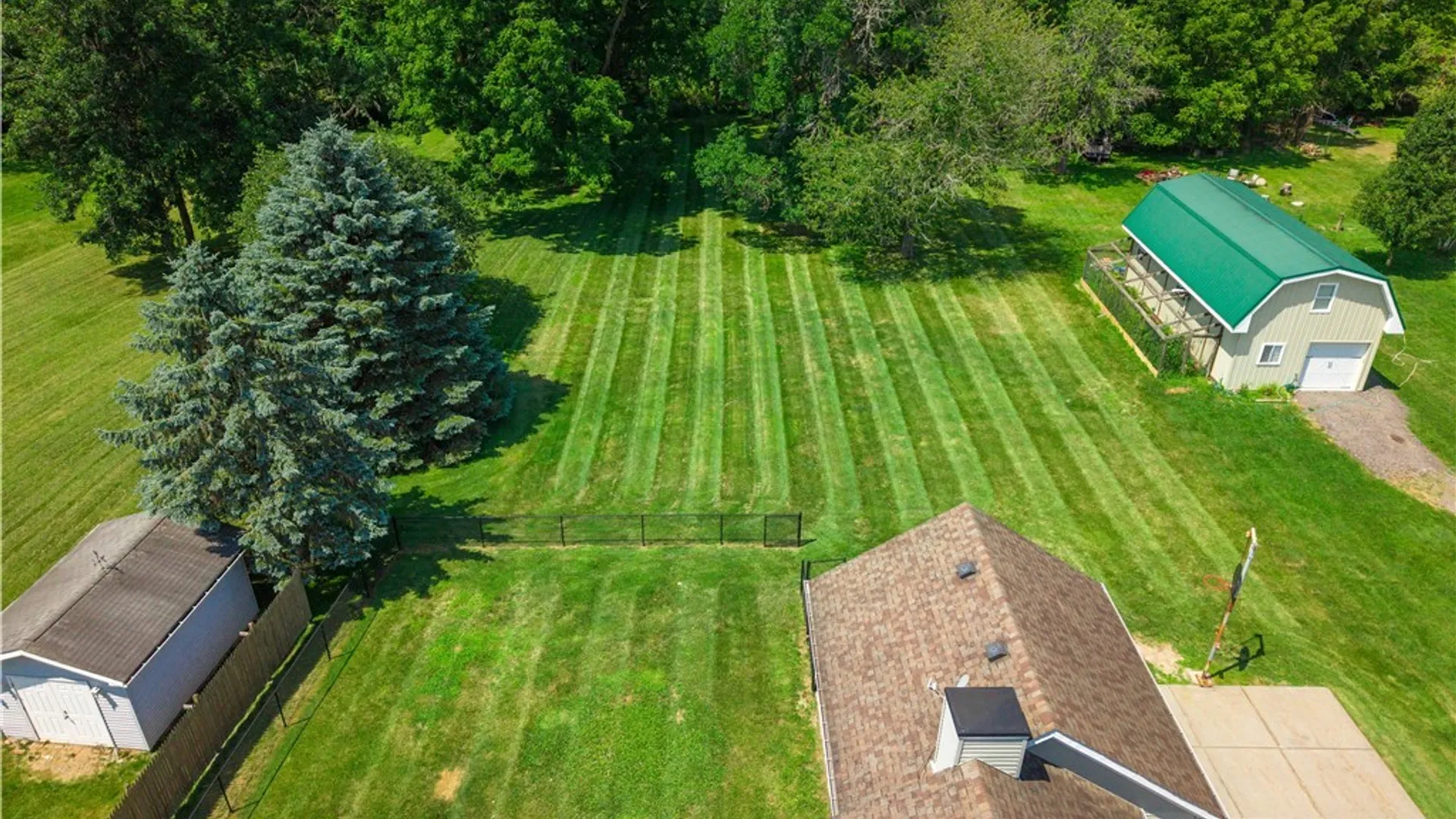 Property at 3464 E River Rd Road, Grand Island, NY 14072 4