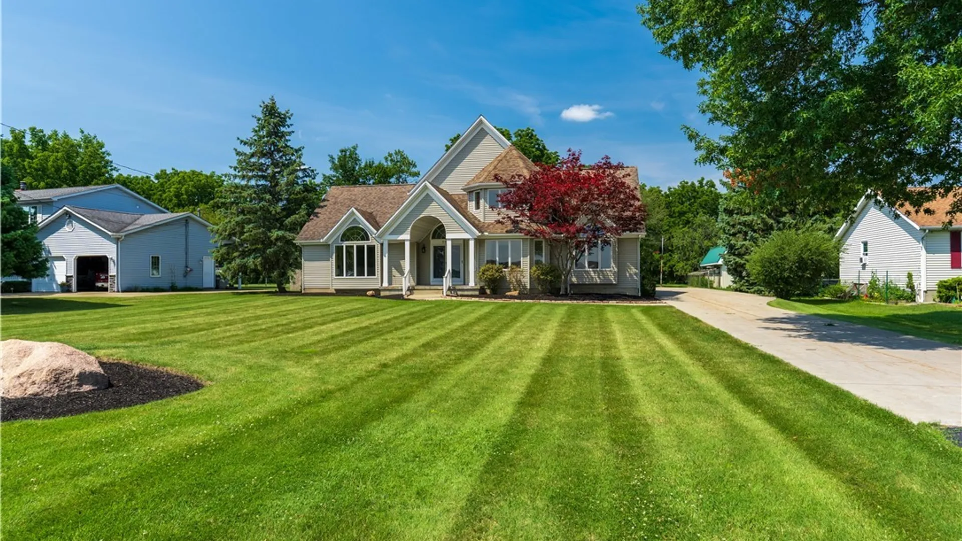 Property at 3464 E River Rd Road, Grand Island, NY 14072 44