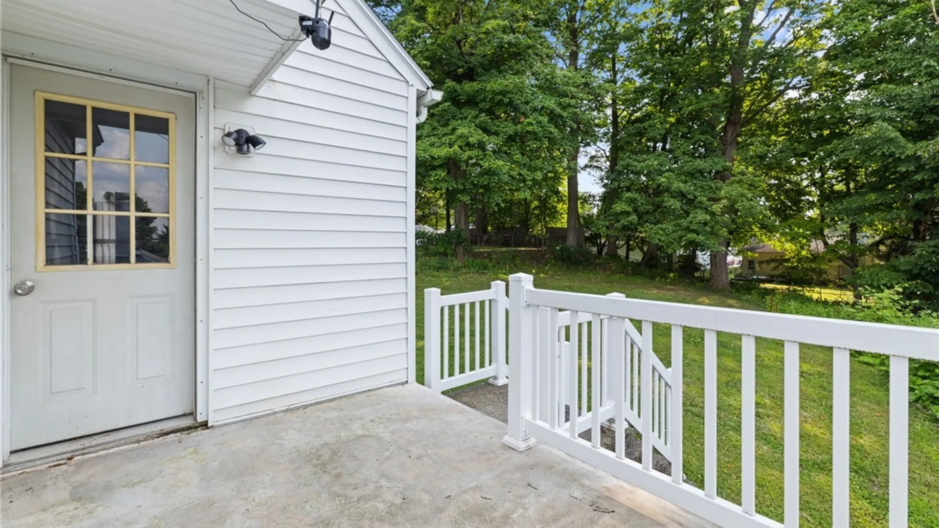 Property at 108 Sutton Drive, Camillus, NY 13219 37