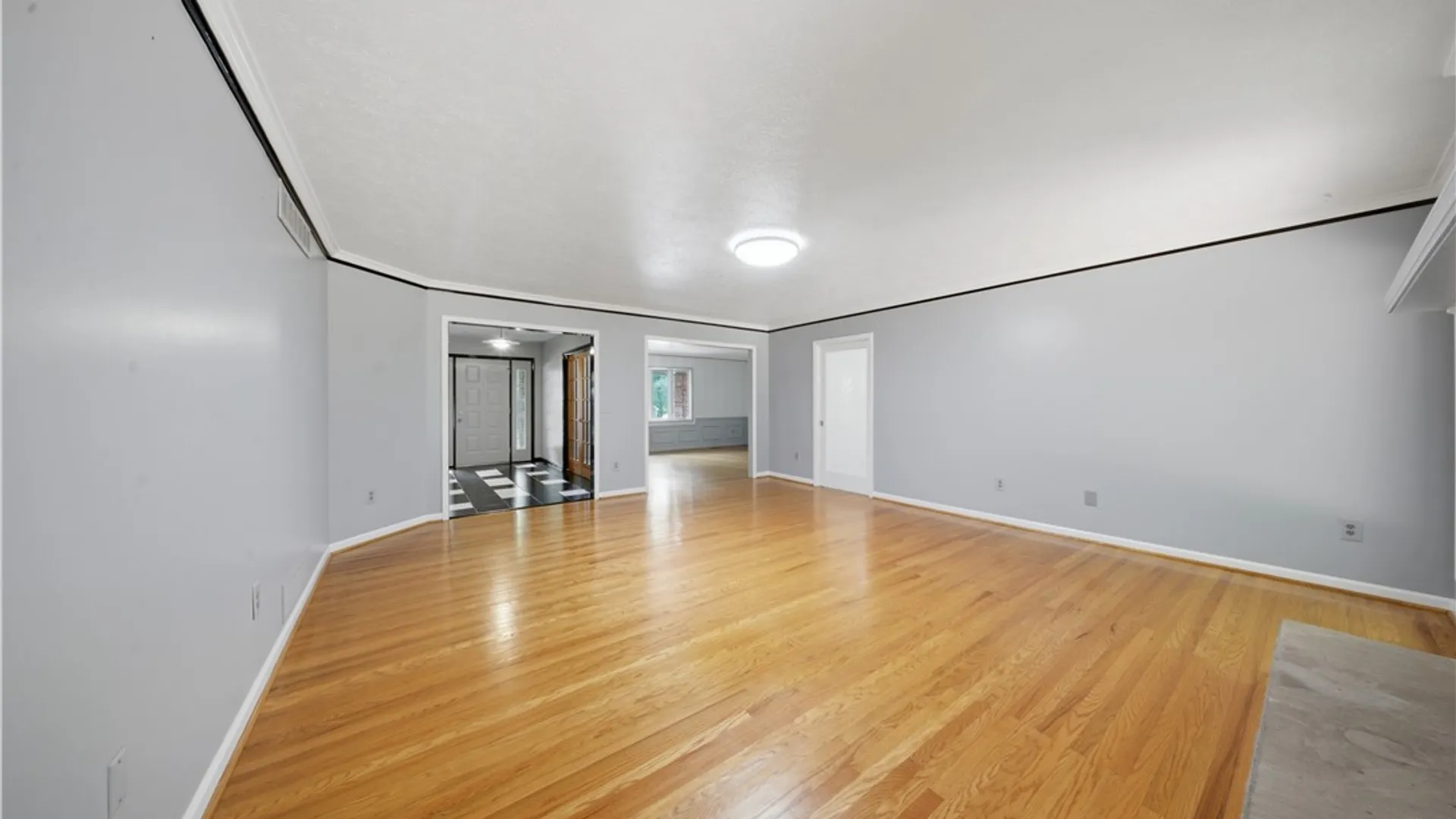 Property at 10 Woodbriar Lane, Chili, NY 14624 33