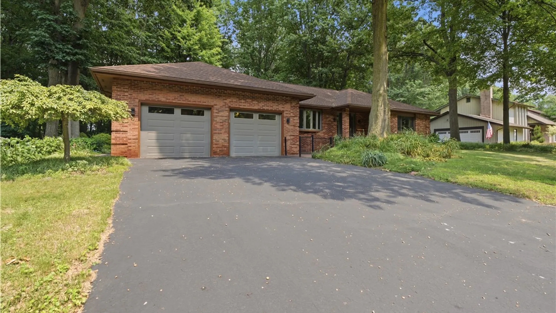 Property at 10 Woodbriar Lane, Chili, NY 14624 4